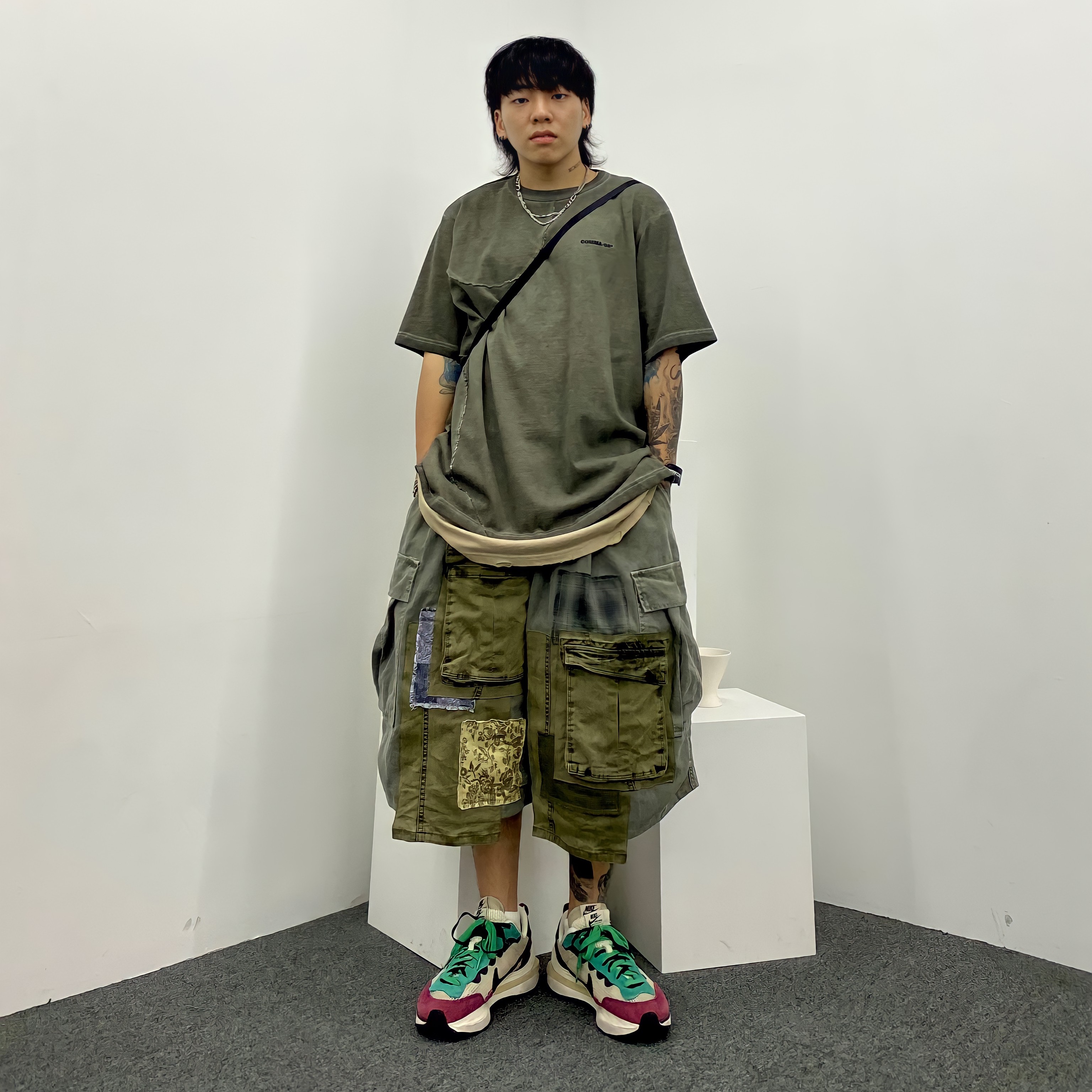Nike x Sacai VaporWaffle String & Black Villain Red 착용 스타일