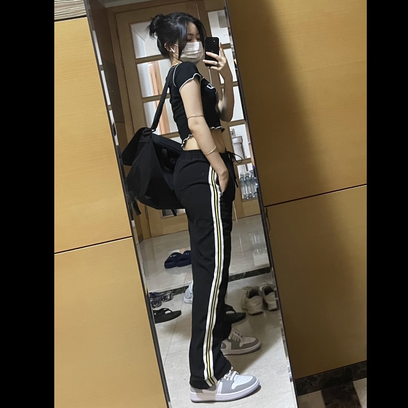 (W) Jordan 1 Low White Wolf Grey 착용 스타일