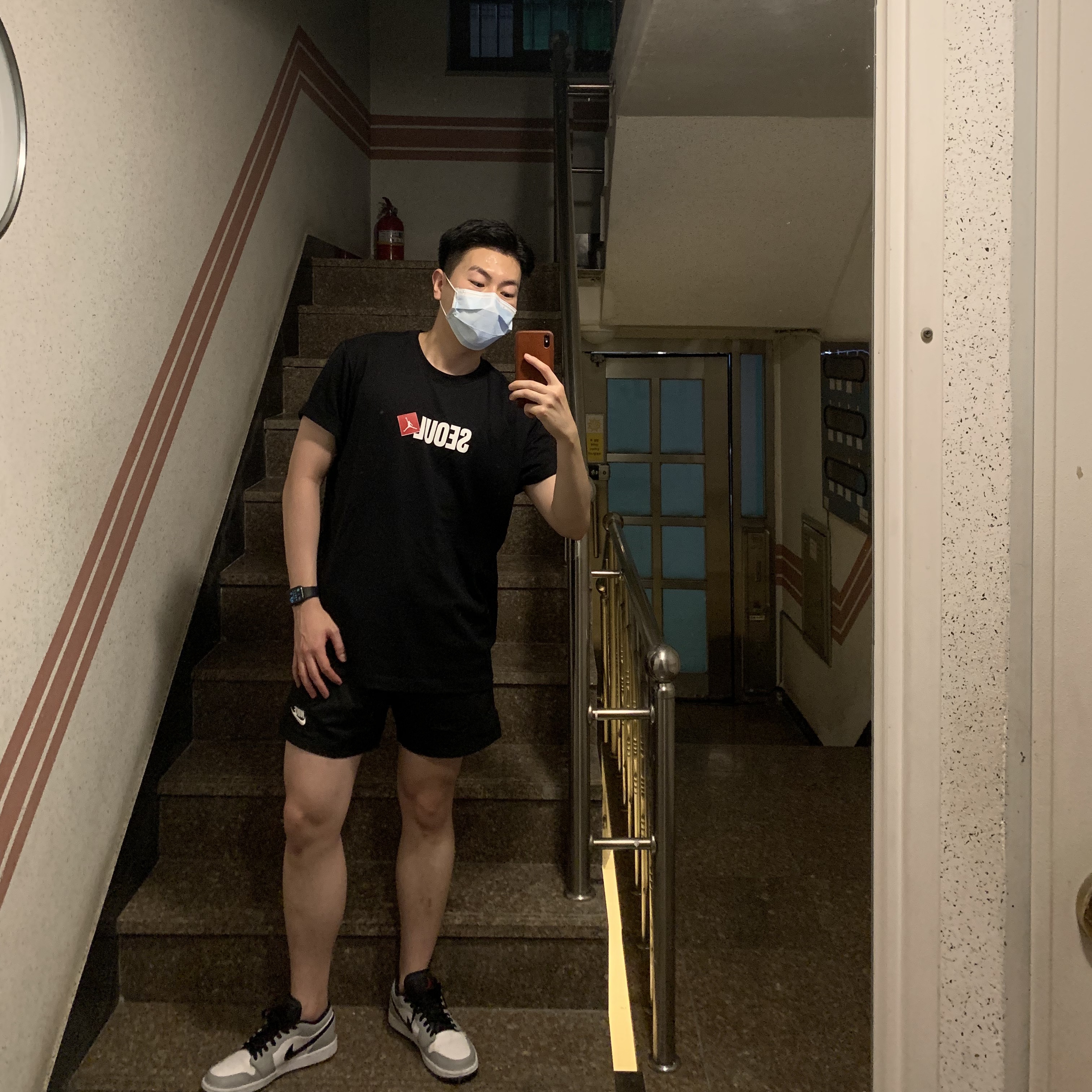 Jordan 1 Low Light Smoke Grey 착용 스타일