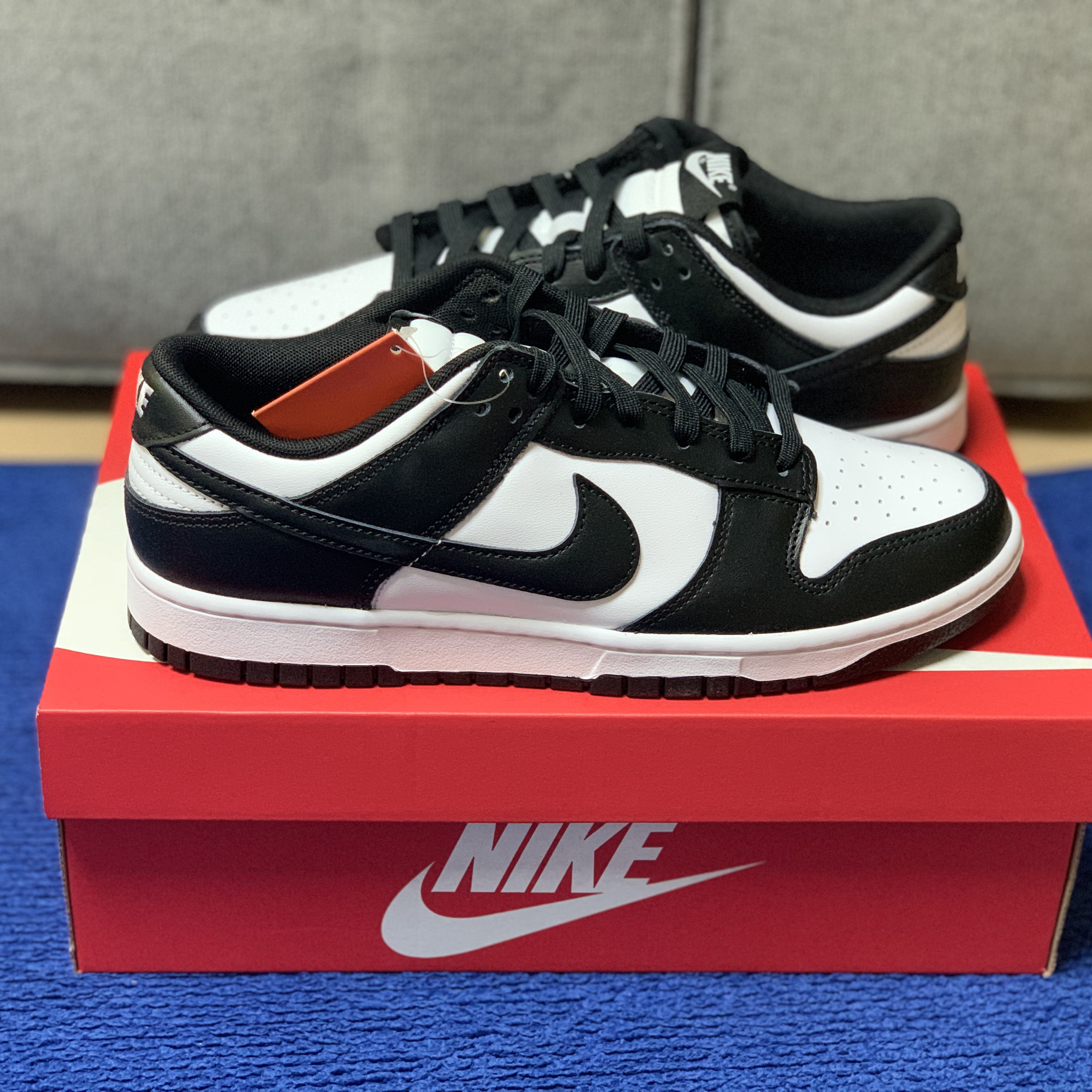 Nike Dunk Low Retro Black 착용 스타일 - 1