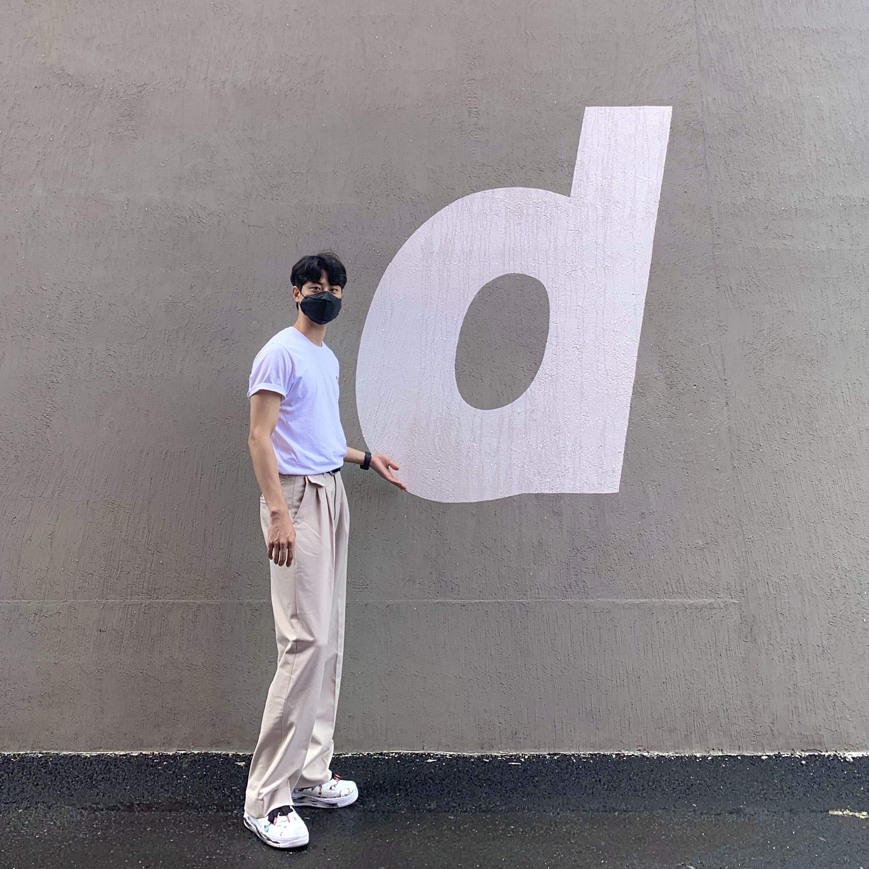 AMI de Coeur T-Shirt White Blanc, Nike x Peaceminusone Air Force 1 Low Para-Noise 2.0 착용 스타일