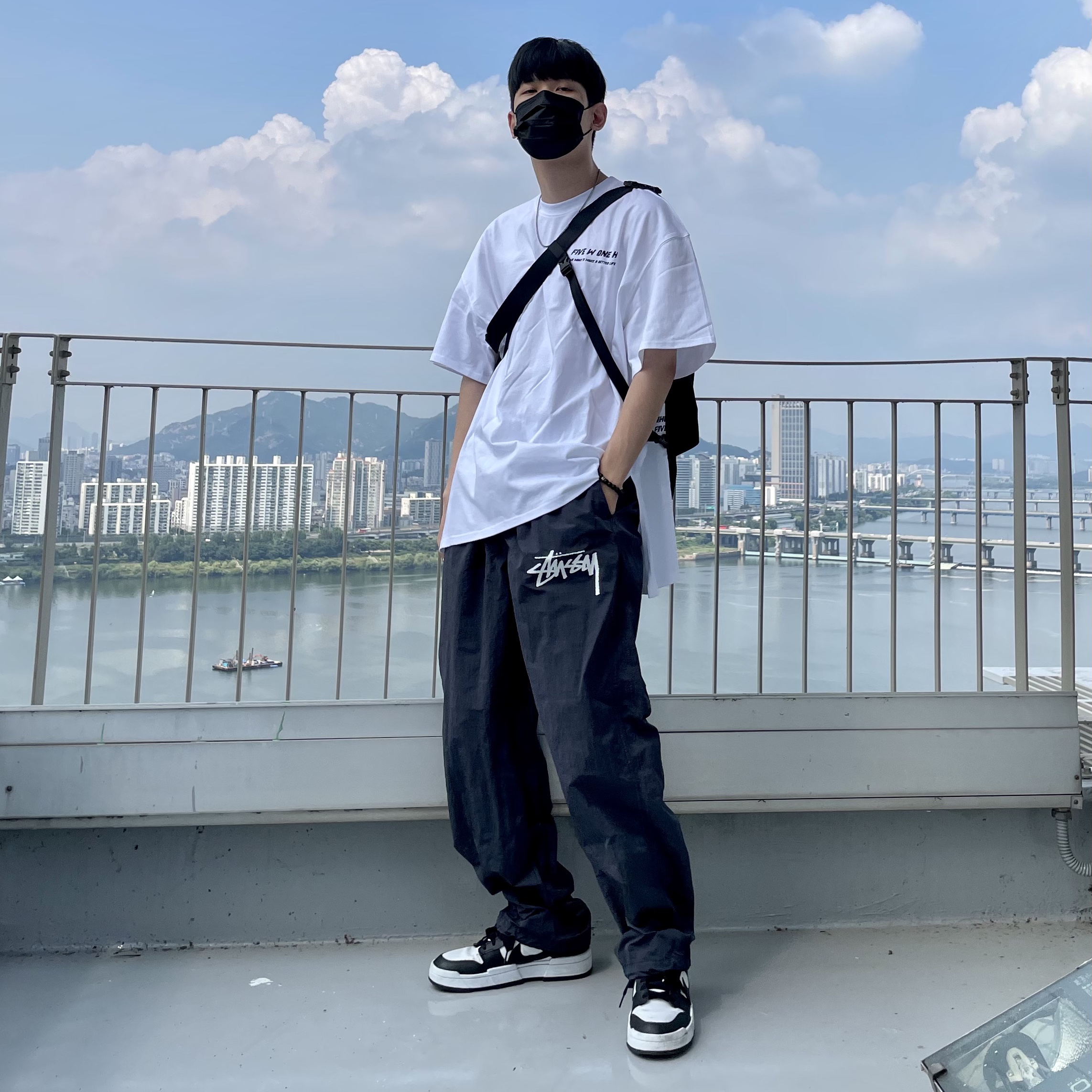 Nike x Stussy Beach Pants Off Noir, (W) Nike Dunk Low Disrupt Black White 착용 스타일 - 1