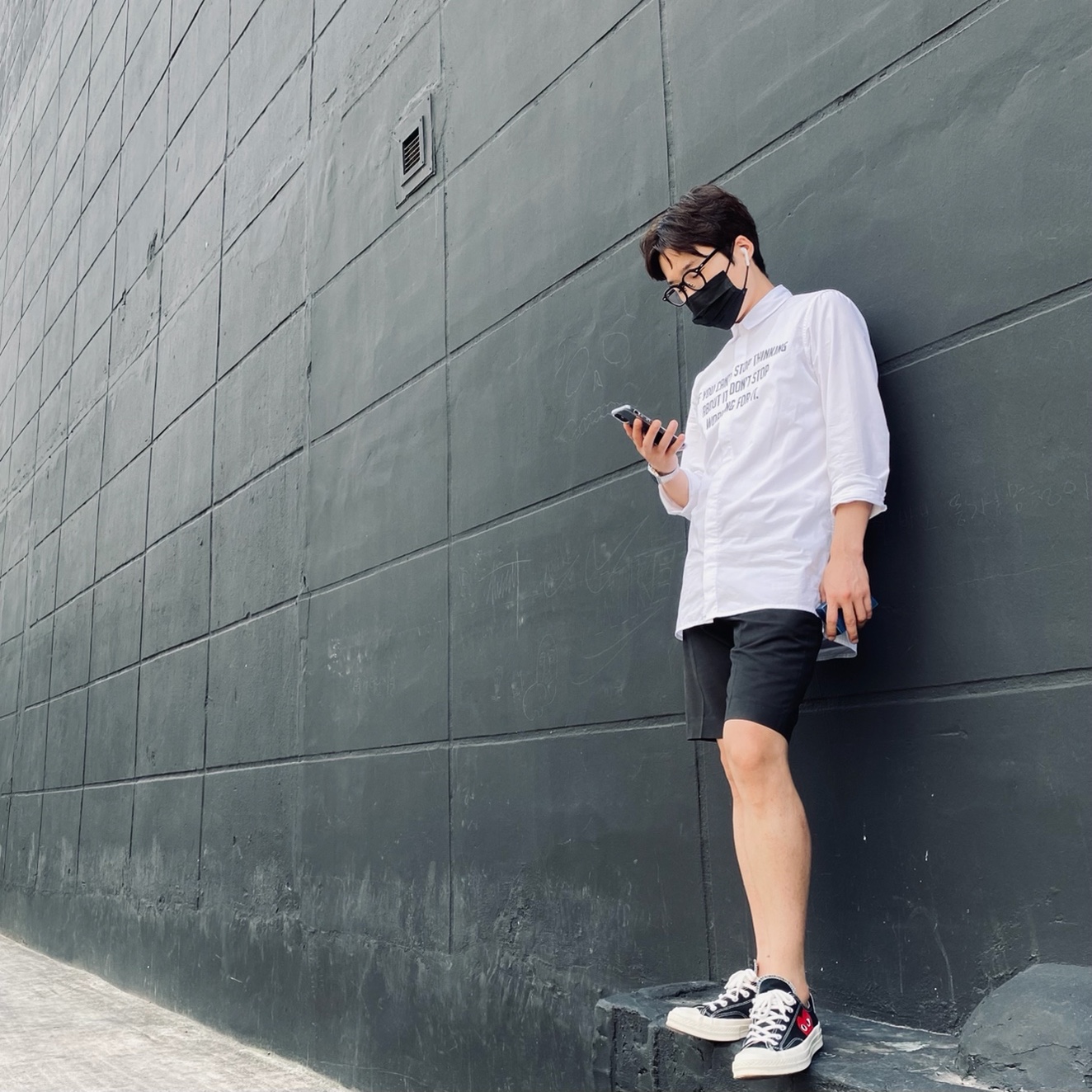 Converse x Play Comme des Garcons Chuck 70 Ox Black 착용 스타일