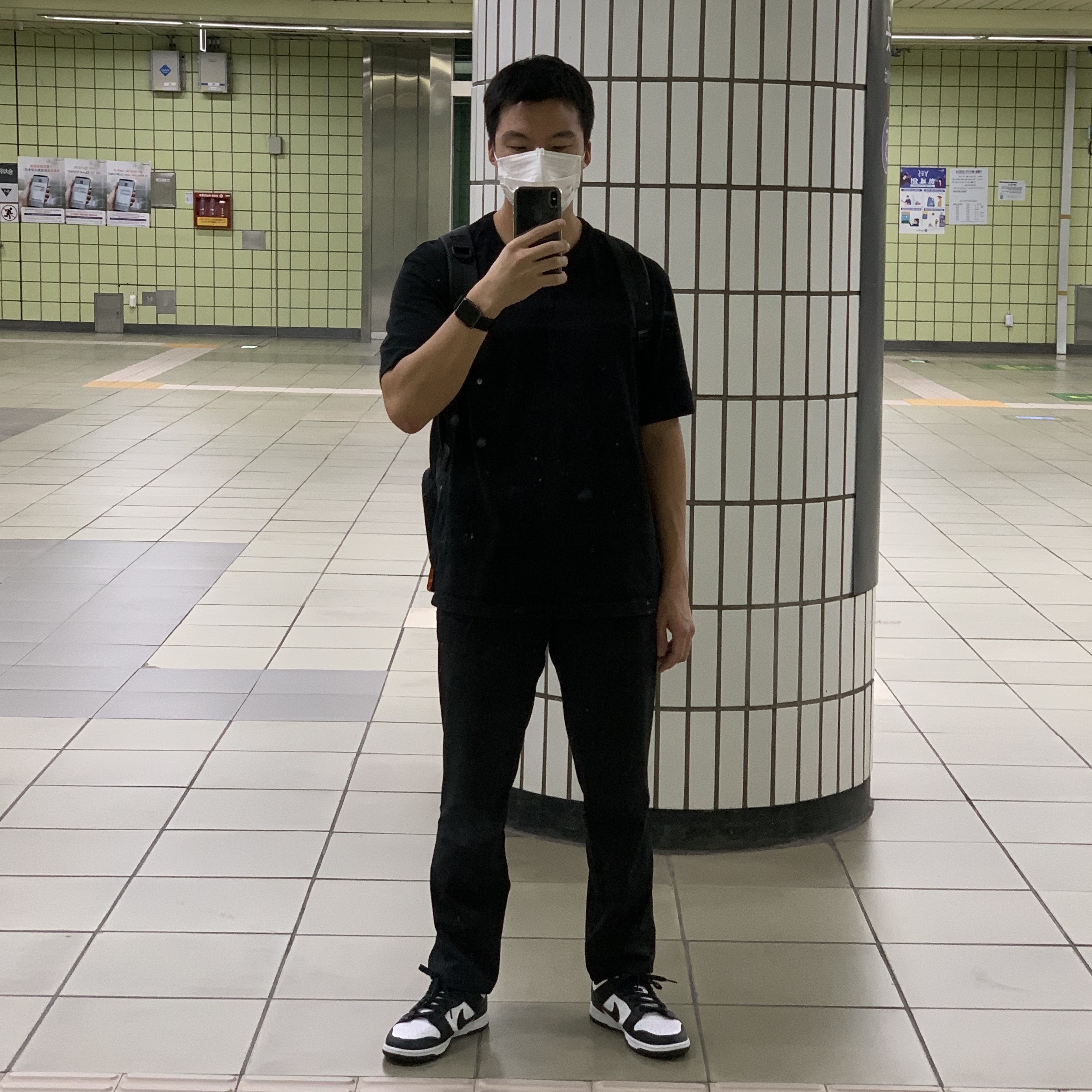 Nike Dunk Low Retro Black 착용 스타일