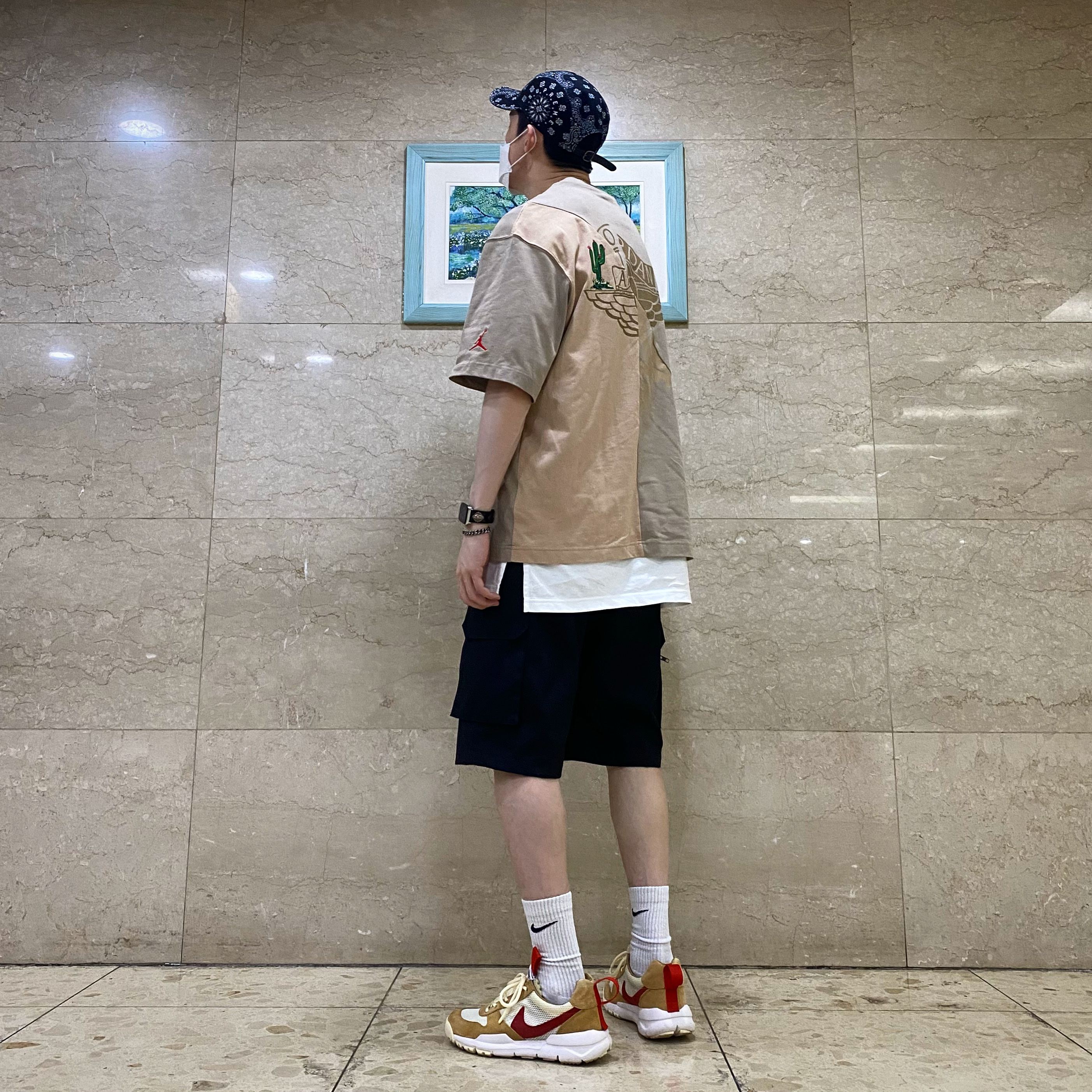 Nike x Tom Sachs Mars Yard Shoe 2.0 Space Camp, Jordan x Travis Scott S/S Top - Asia 착용 스타일