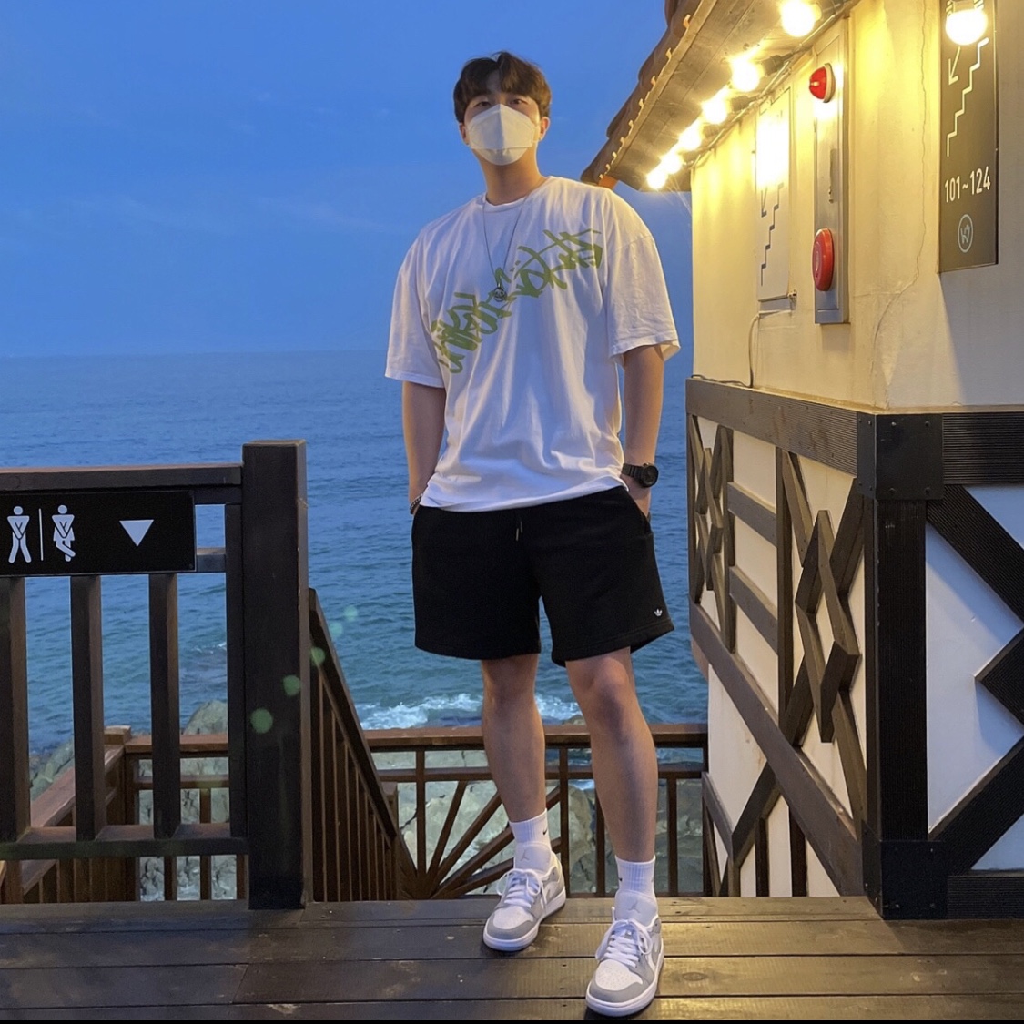 (W) Jordan 1 Low White Wolf Grey 착용 스타일