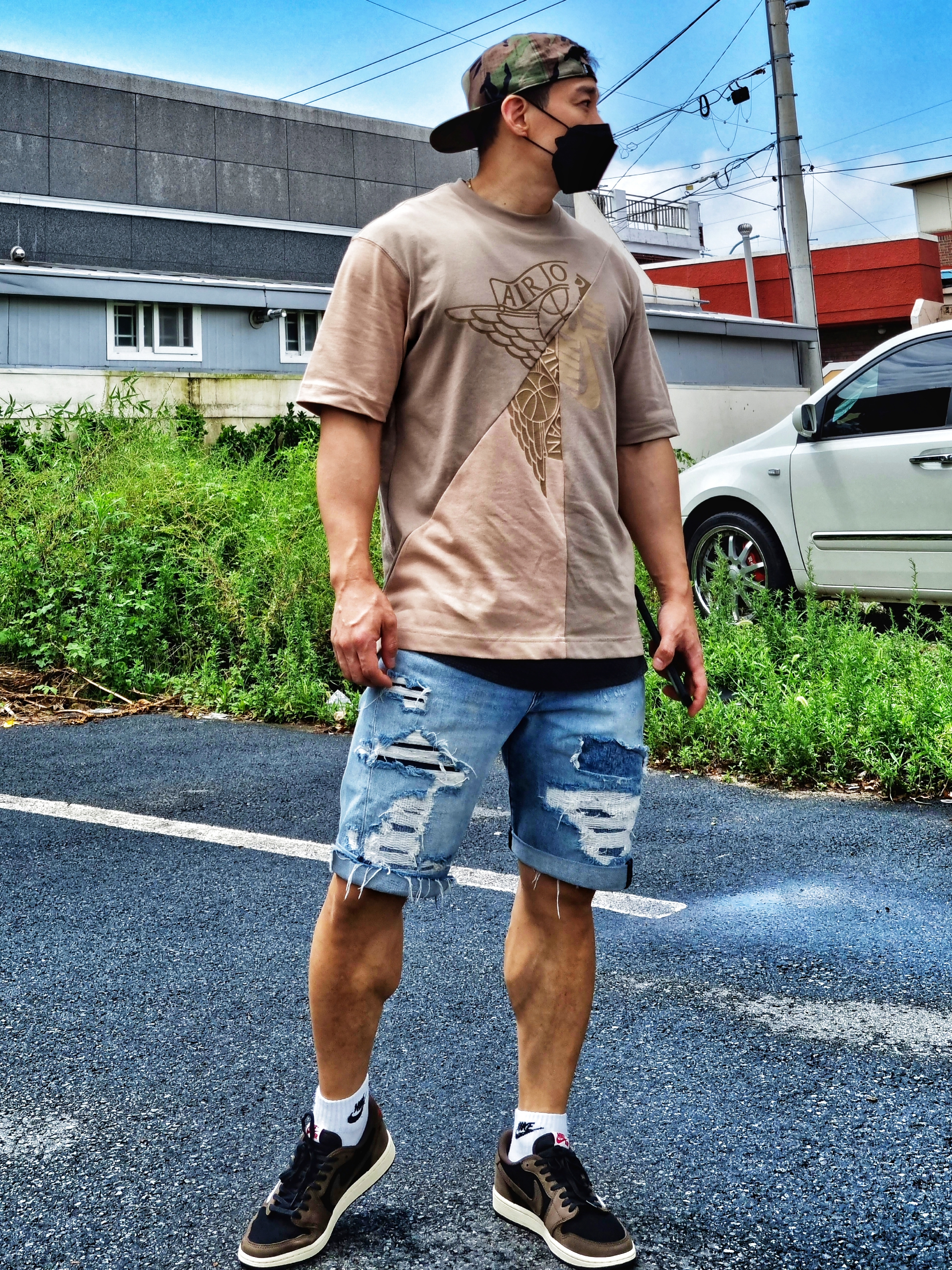 Jordan x Travis Scott S/S Top - Asia, Jordan 1 x Travis Scott Retro Low OG SP Mocha 착용 스타일 - 1