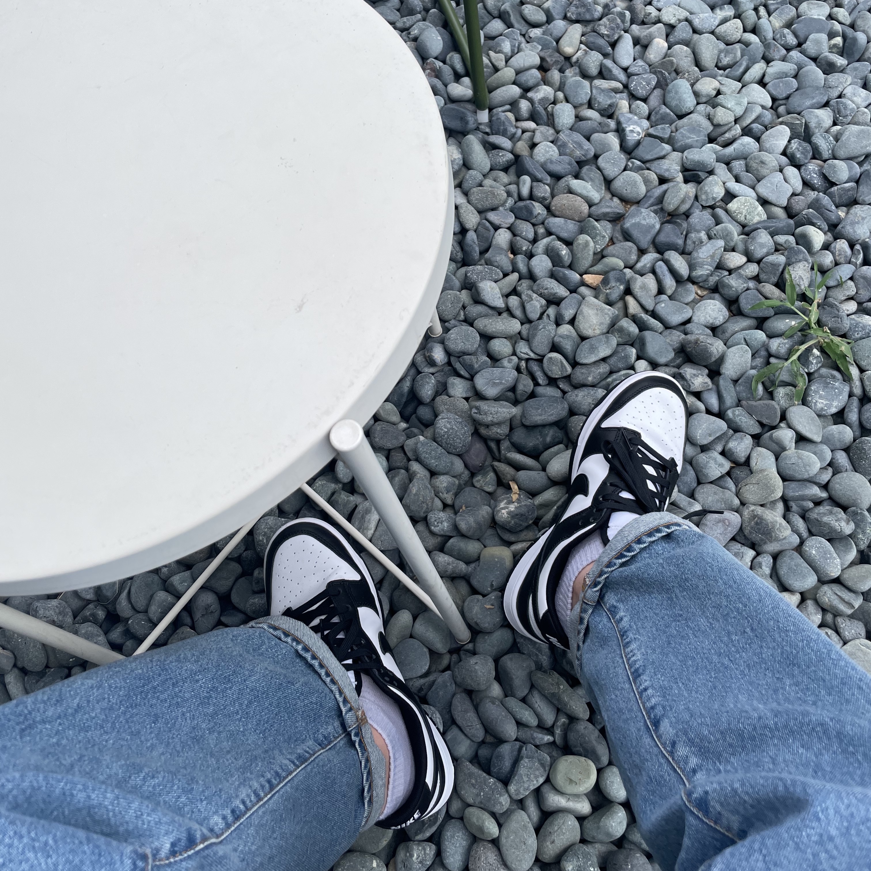 Nike Dunk Low Retro Black, Maison Kitsune Fox Head Patch Classic T-Shirt Black 착용 스타일 - 3