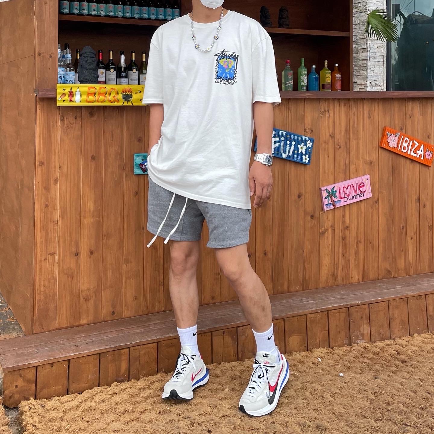 Nike x Sacai VaporWaffle Royal Fuchsia, Stussy Camellias Pig. Dyed T-Shirt Natural 착용 스타일