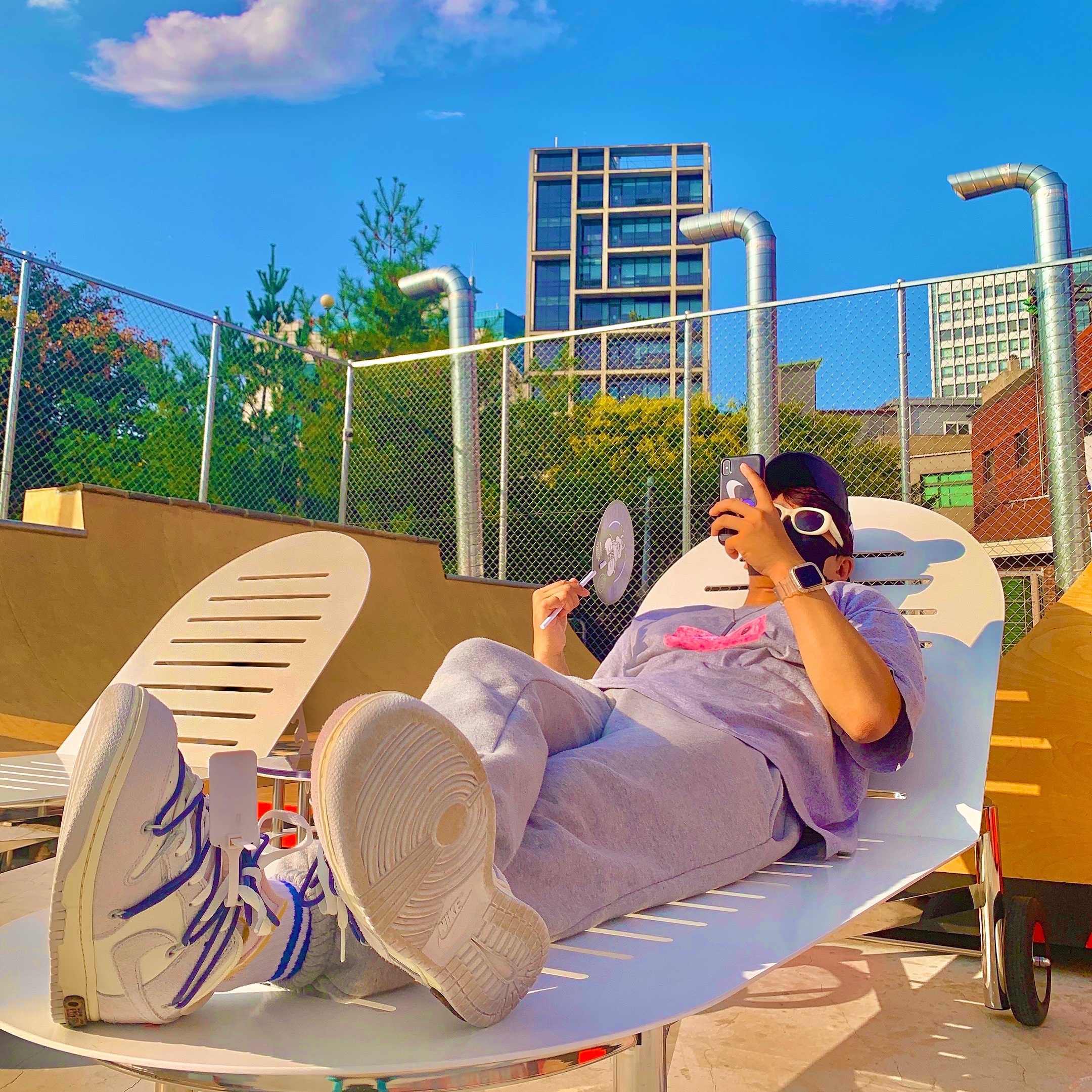 Nike x Off-White Dunk Low The 50 - Lot 18, Supreme TV T-Shirt White - 18SS 착용 스타일