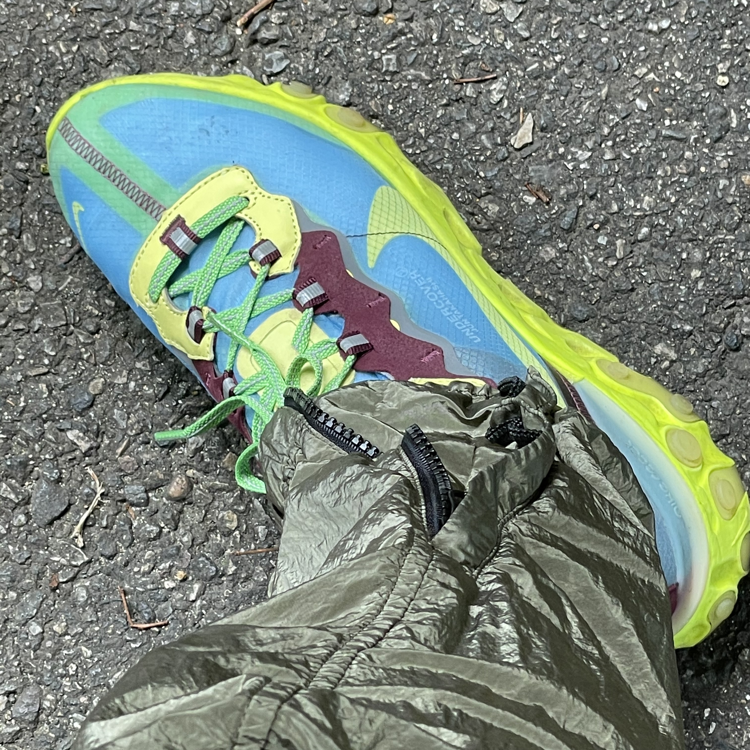 Nike x Undercover React Element 87 Lakeside 착용 스타일