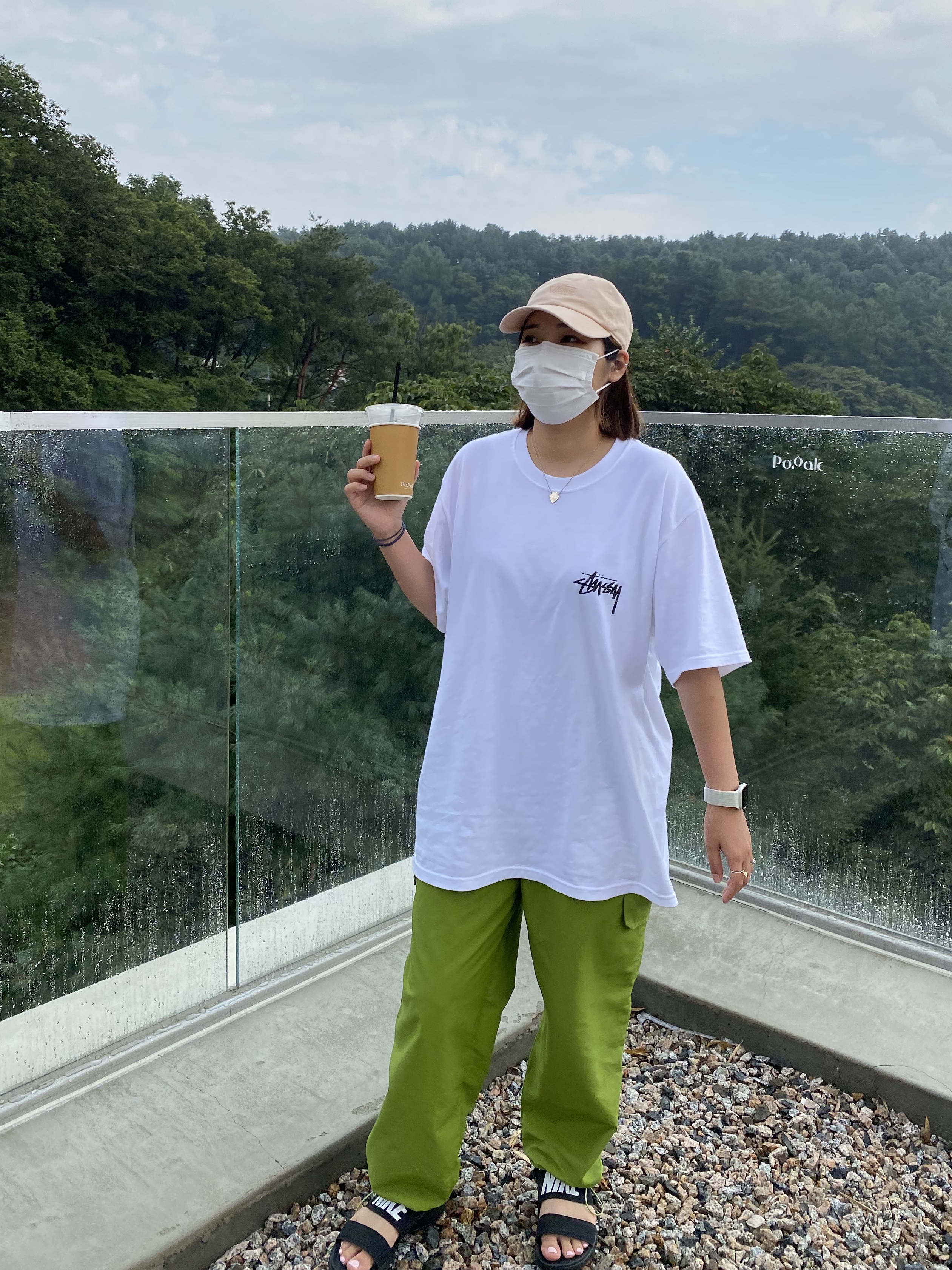 Stussy Ocean Dream T-Shirt White 착용 스타일