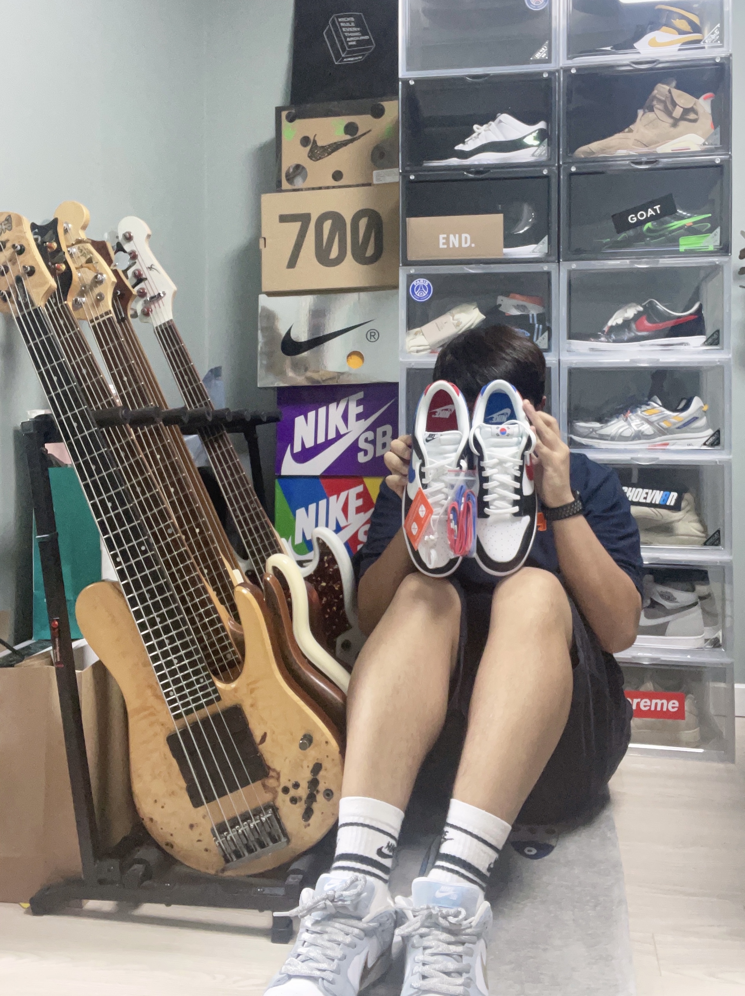 Nike Dunk Low SE Seoul, Nike x Sean Cliver SB Dunk Low Holiday Special 착용 스타일