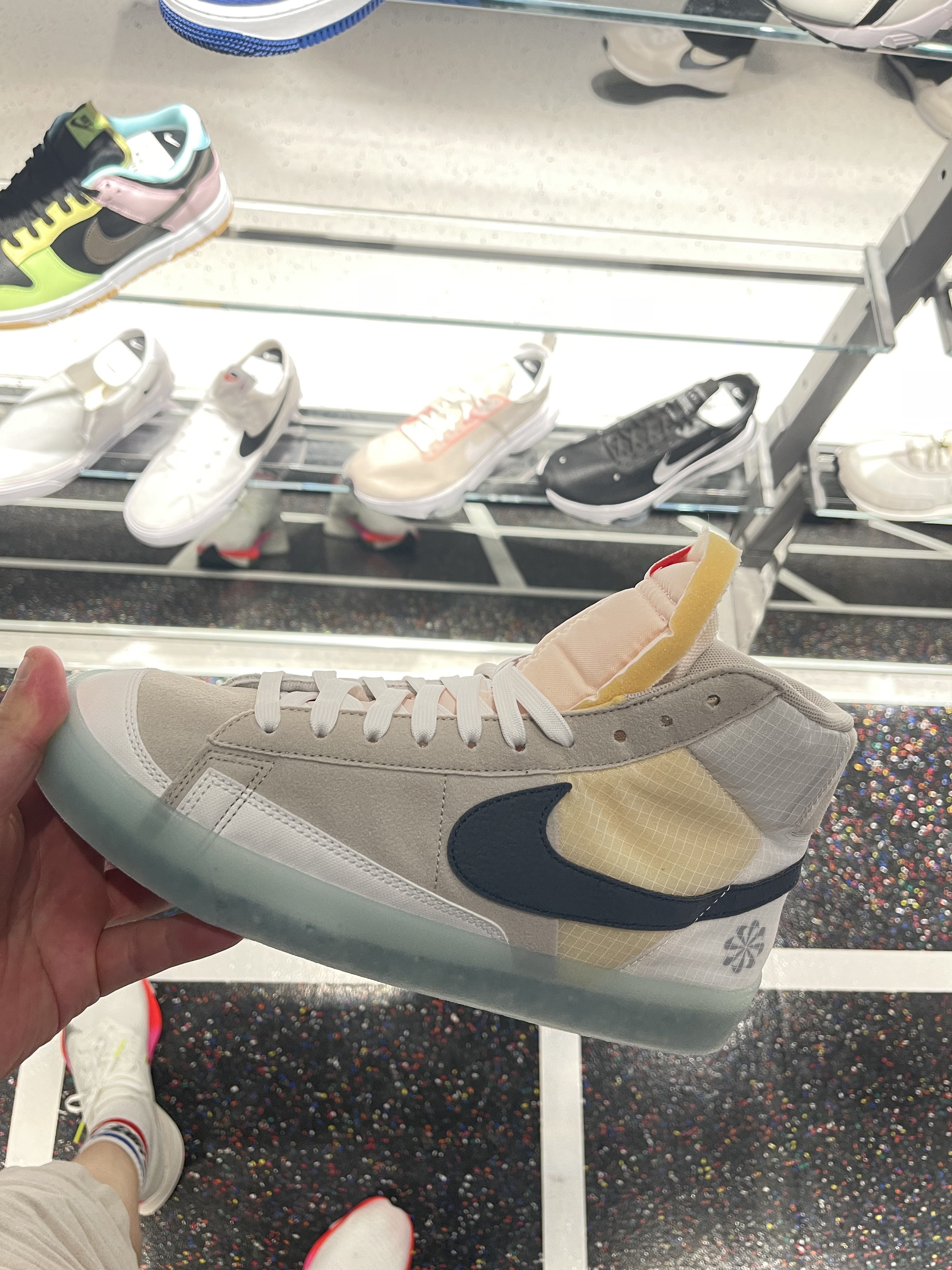 Jordan 1 Mid Racer Blue, Jordan 11 Retro Low Legend Blue 착용 스타일 - 4