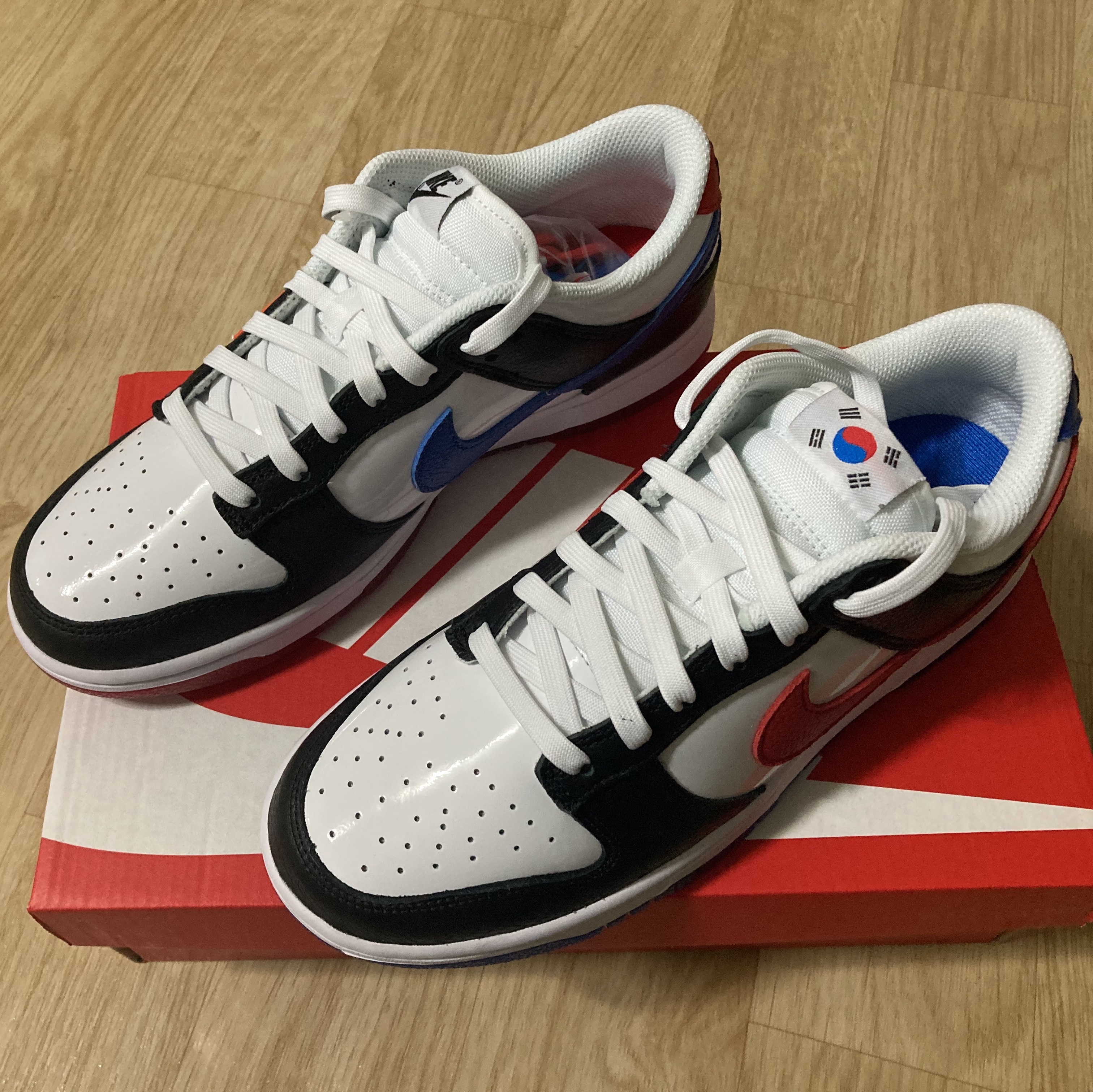 Nike Dunk Low SE Seoul 착용 스타일 - 1
