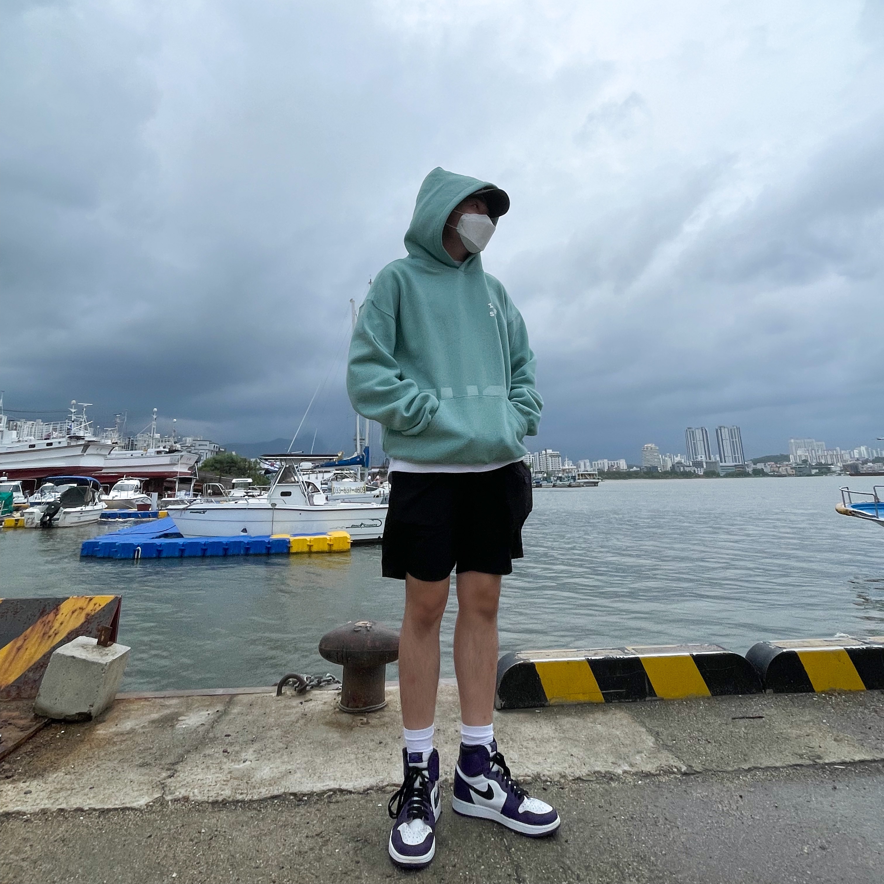 IAB Studio x Thor Hoodie Ash Green, Jordan 1 Retro High OG Court Purple 2020 착용 스타일 - 2