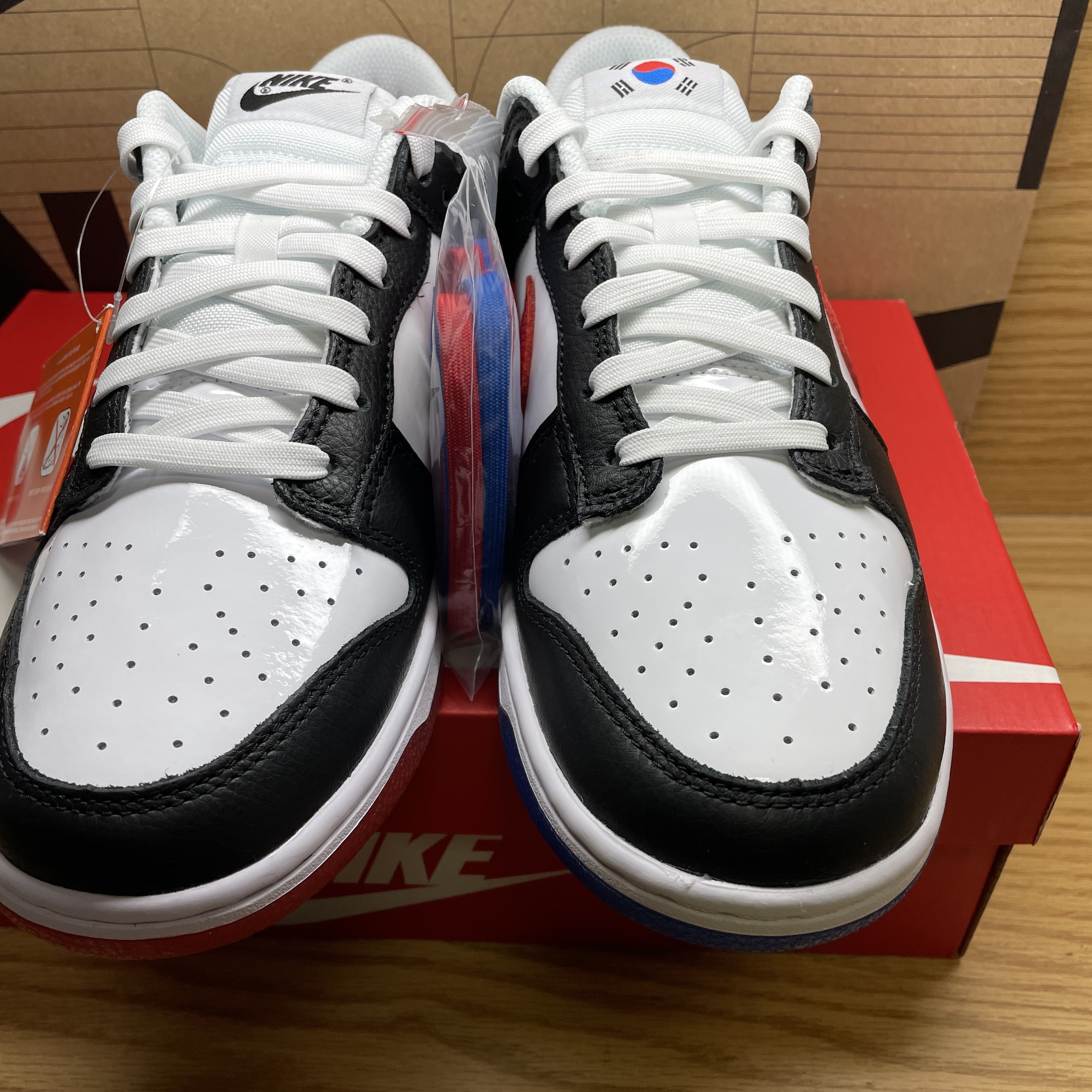 Nike Dunk Low SE Seoul 착용 스타일 - 3