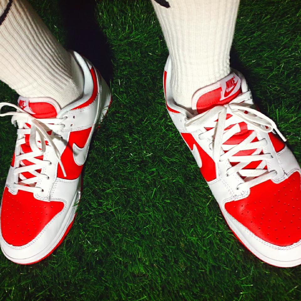 Nike Dunk Low Retro Championship Red 착용 스타일 - 4