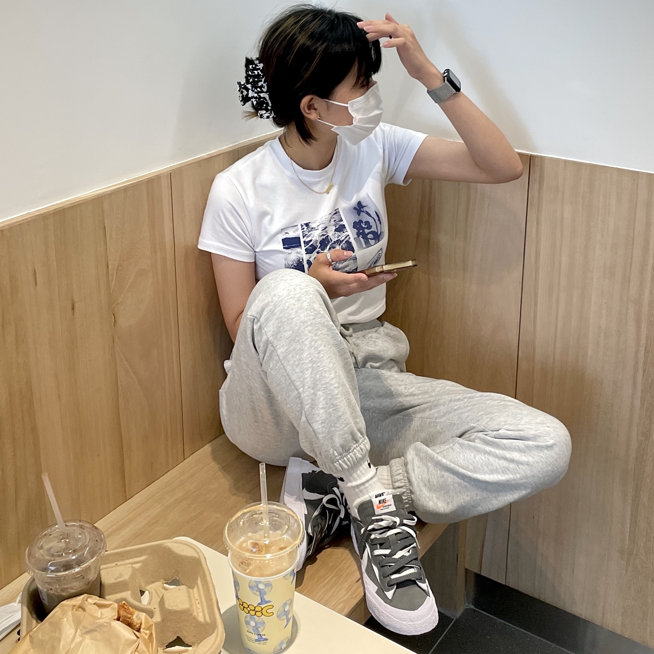 Nike x Sacai Blazer Low Iron Grey 착용 스타일