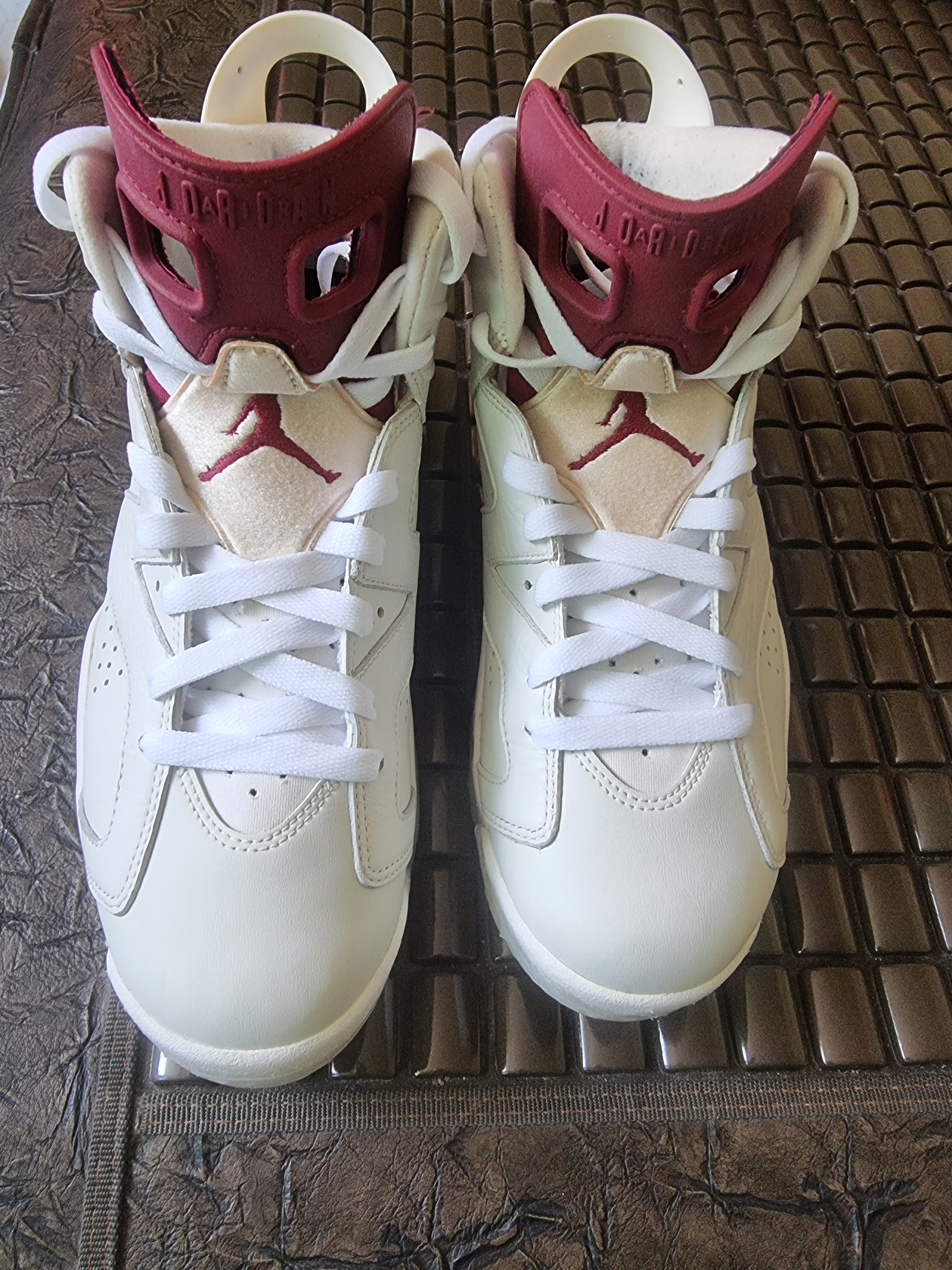Jordan 6 Retro Maroon 2015 착용 스타일
