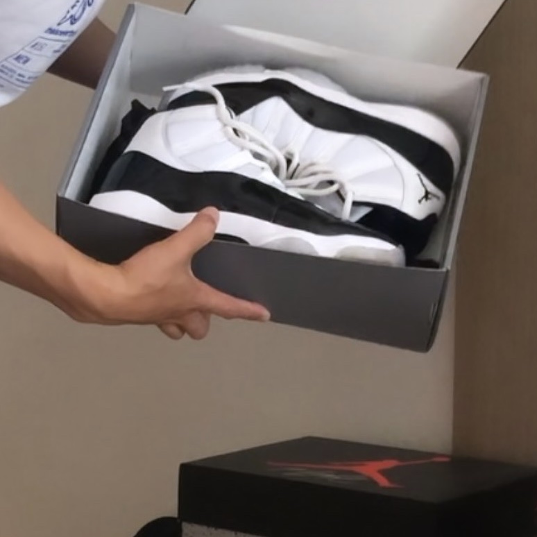 Jordan 11 Retro Concord 2018 착용 스타일