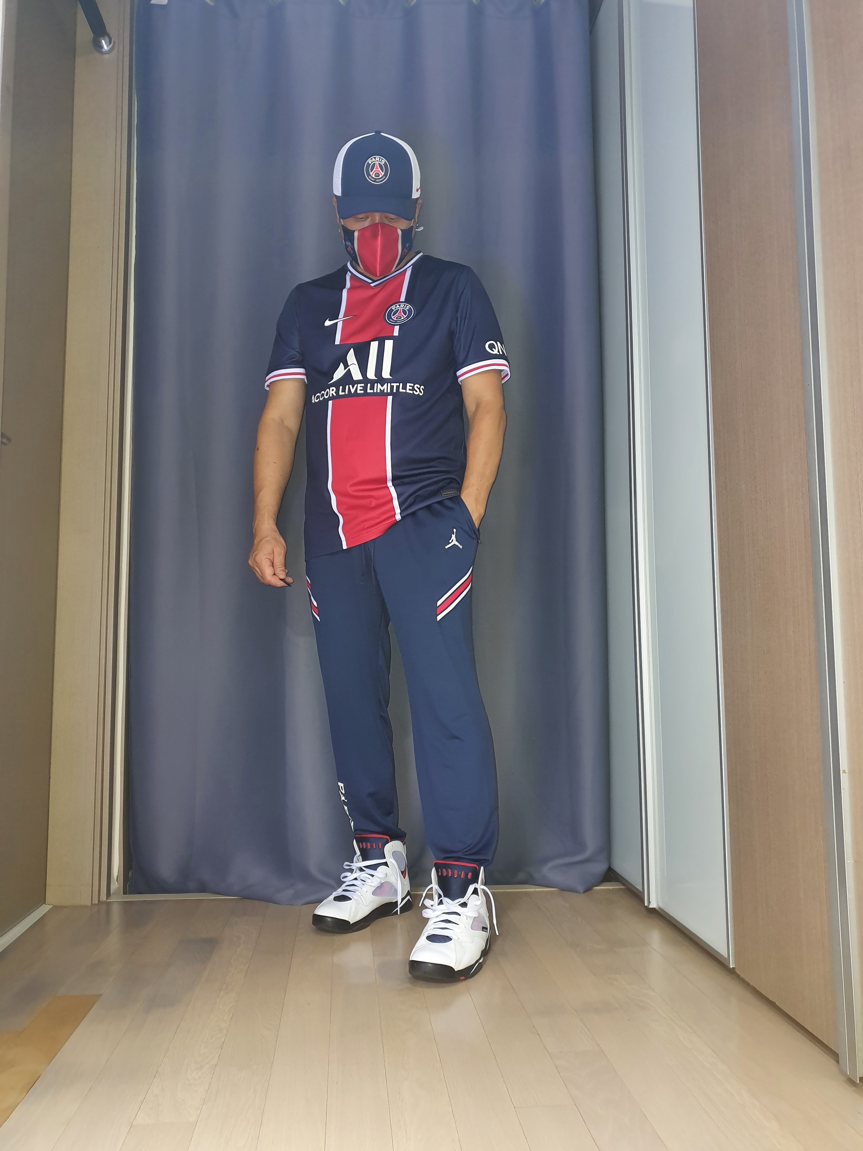 Jordan 7 x Paris Saint-Germain Retro 착용 스타일 - 3