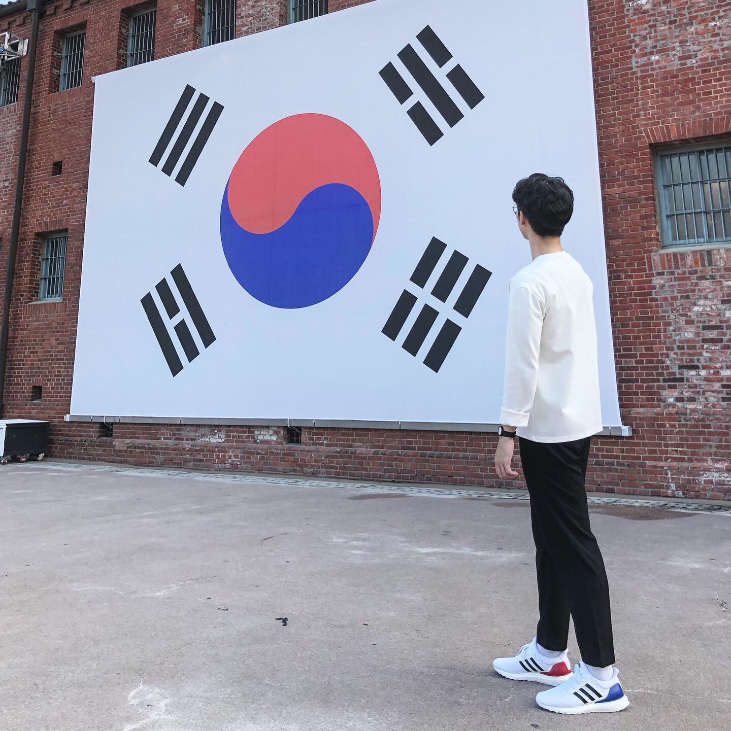 Adidas Ultraboost 4.0 Seoul 1988 착용 스타일 - 2
