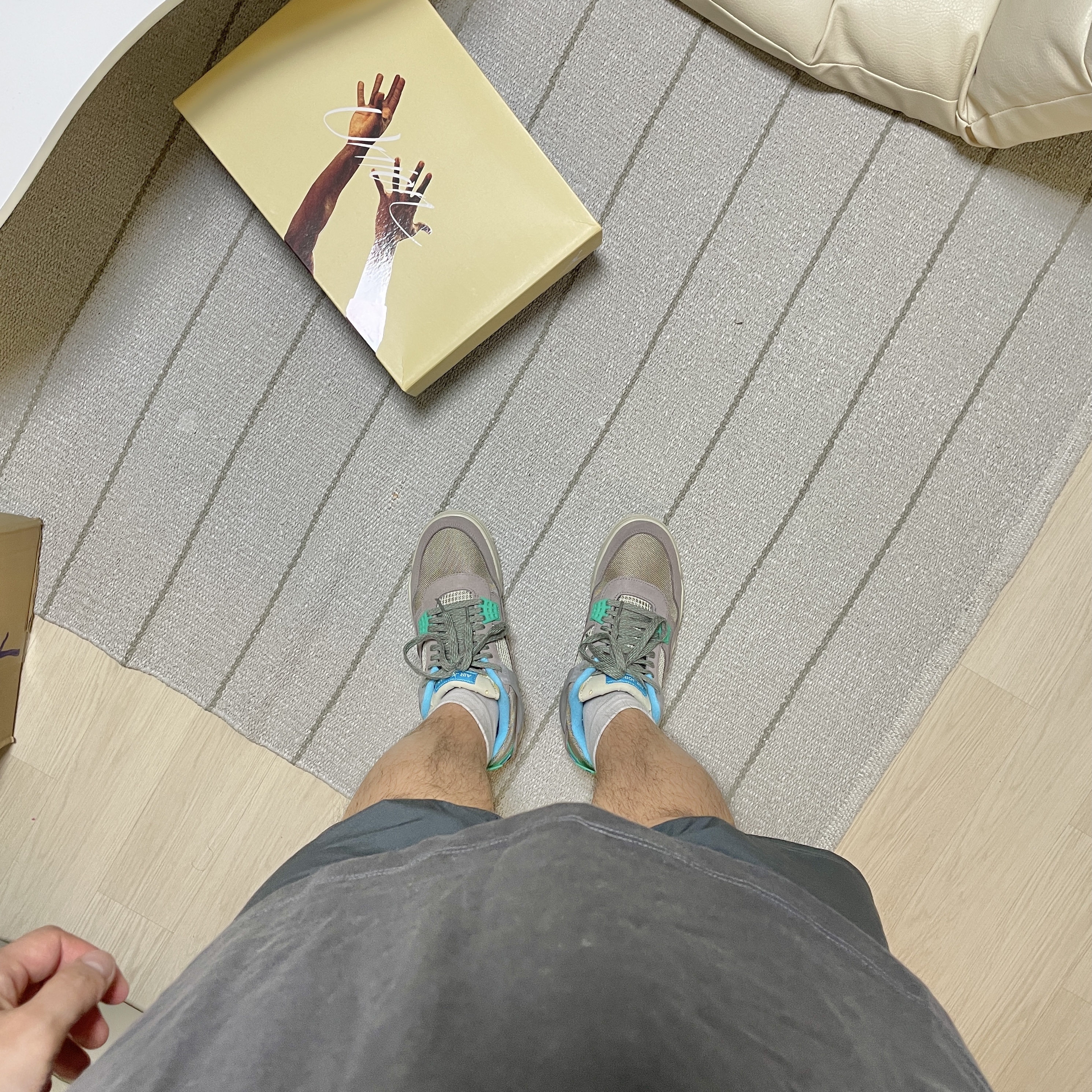 Jordan 4 x Union Retro SP Taupe Haze 착용 스타일 - 4
