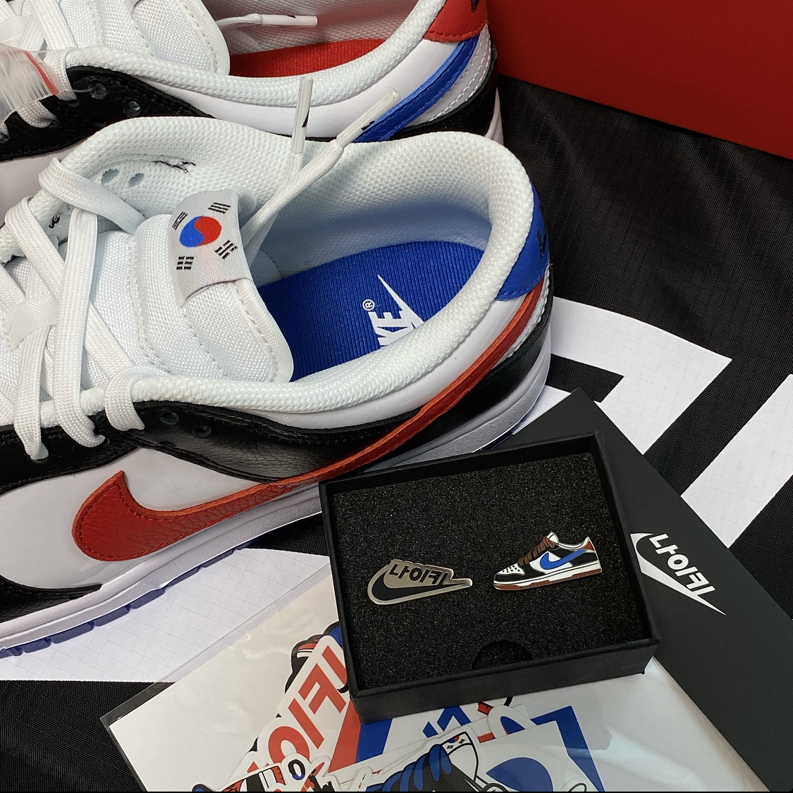 Nike Dunk Low SE Seoul (With Special Gift) 착용 스타일