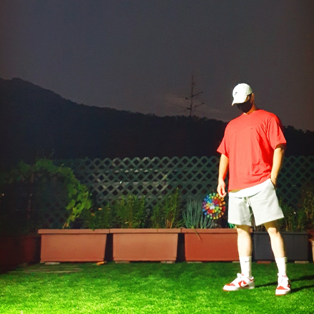 Nike Dunk Low Retro Championship Red 착용 스타일 - 1