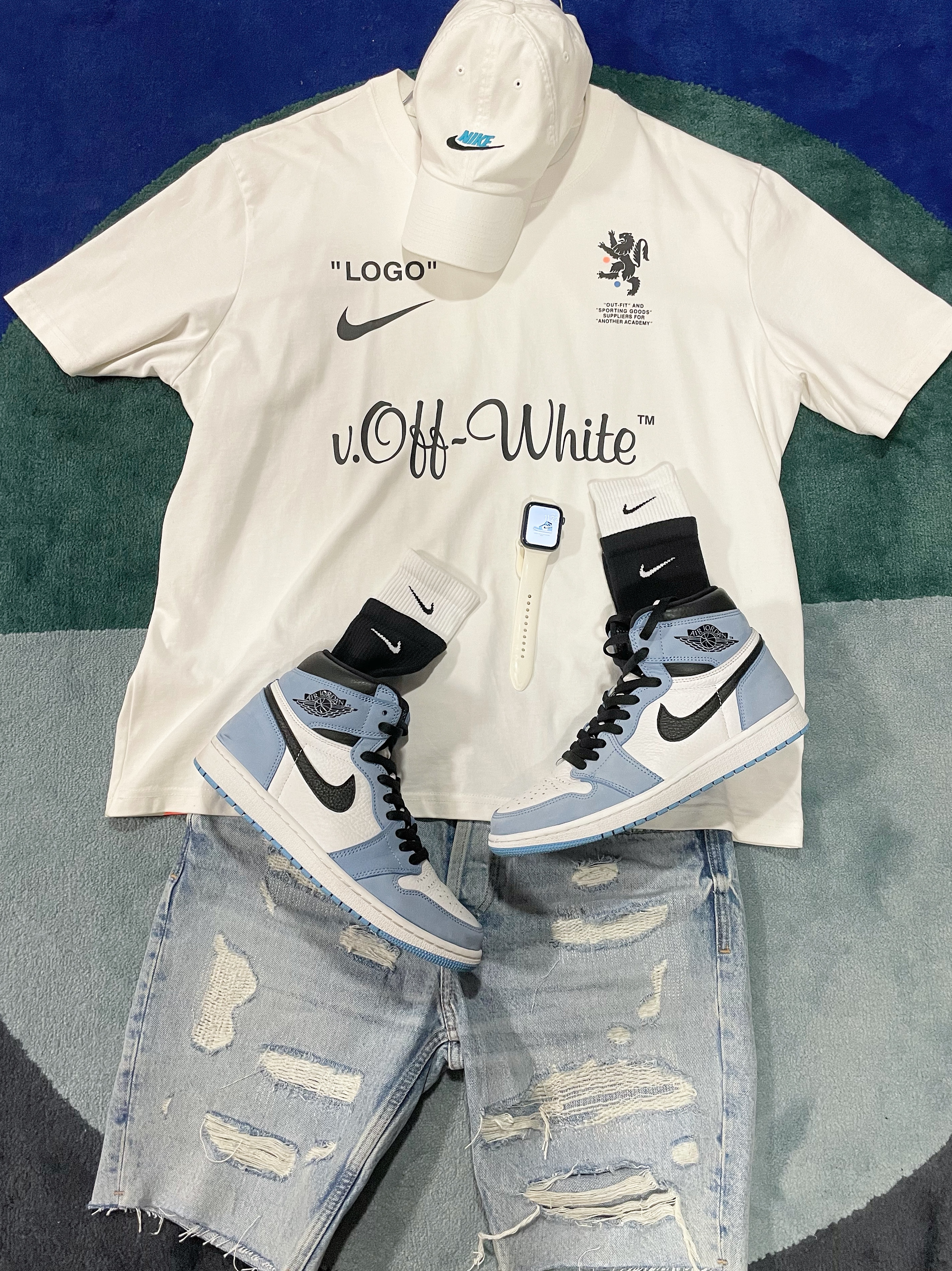 Jordan 1 Retro High OG University Blue, Nike x Off-White Mercurial NRG X T-Shirt White 착용 스타일 - 1