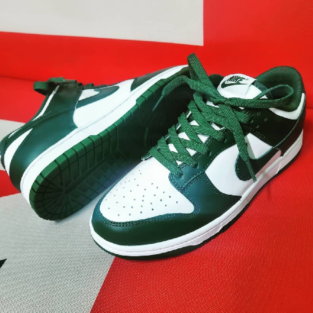 Nike Dunk Low Retro Varsity Green 착용 스타일 - 3