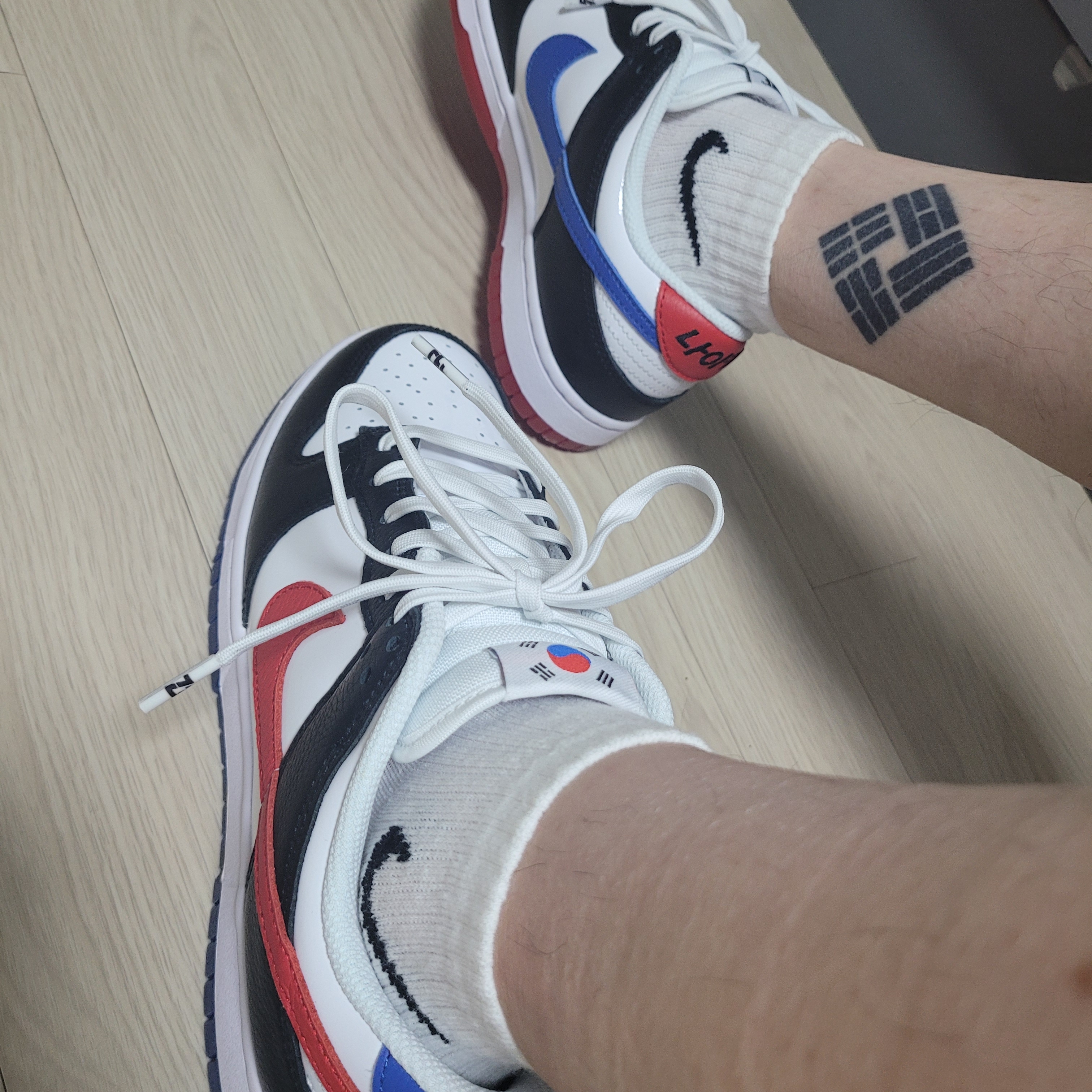 Nike Dunk Low SE Seoul 착용 스타일 - 1