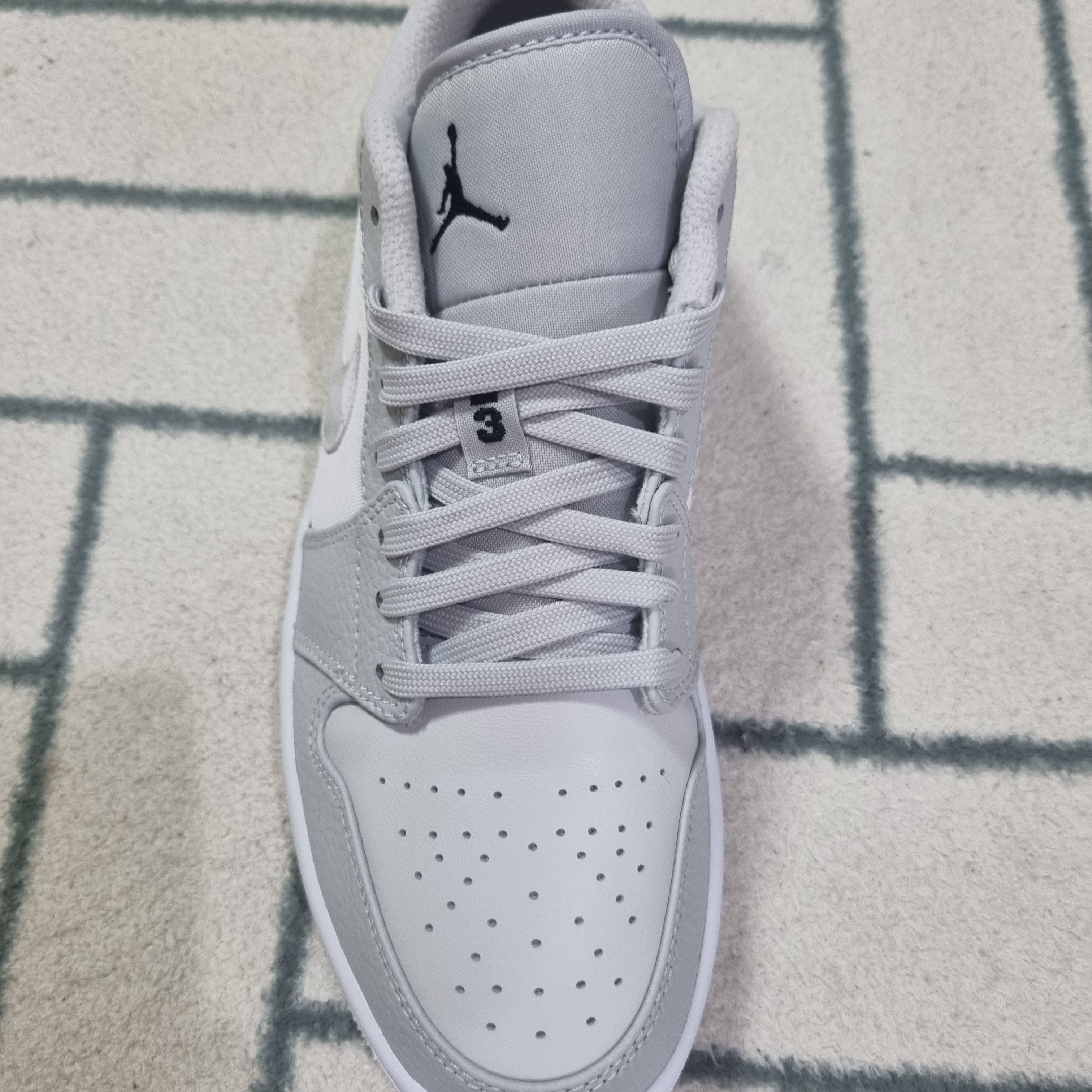 Jordan 1 Low White Camo 착용 스타일 - 1