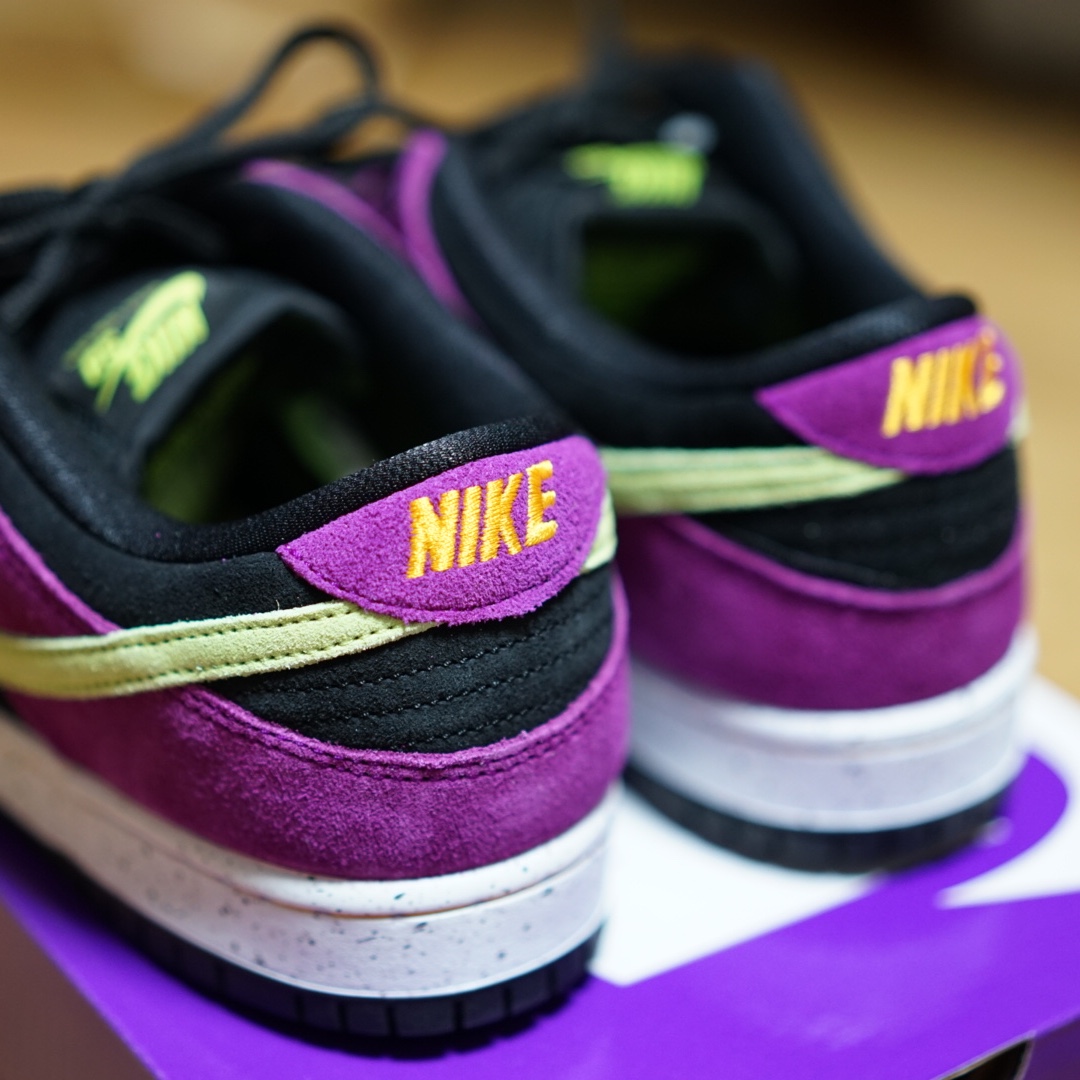 Nike SB Dunk Low Pro Red Plum 착용 스타일 - 3