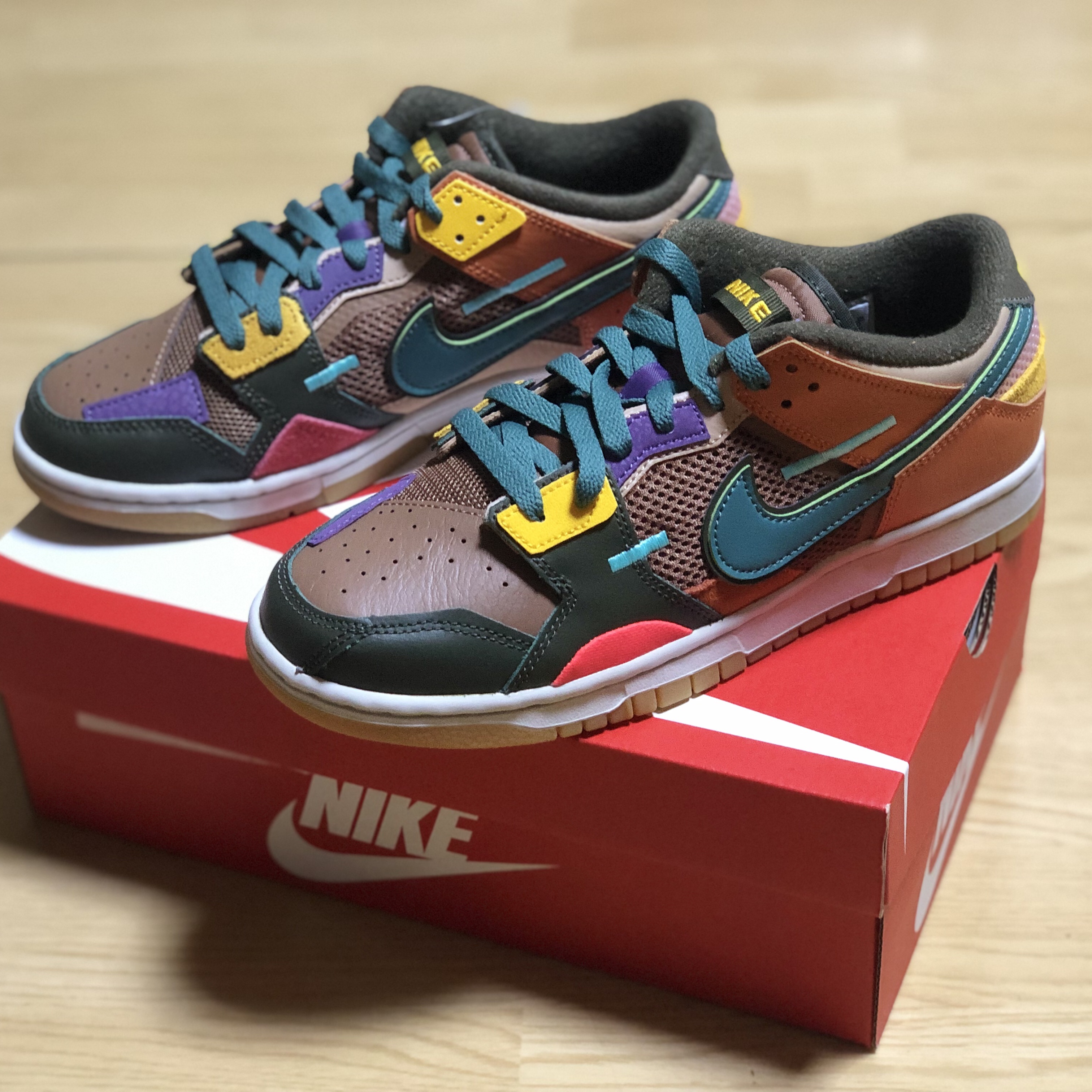 Nike Dunk Scrap Archeo Brown 착용 스타일