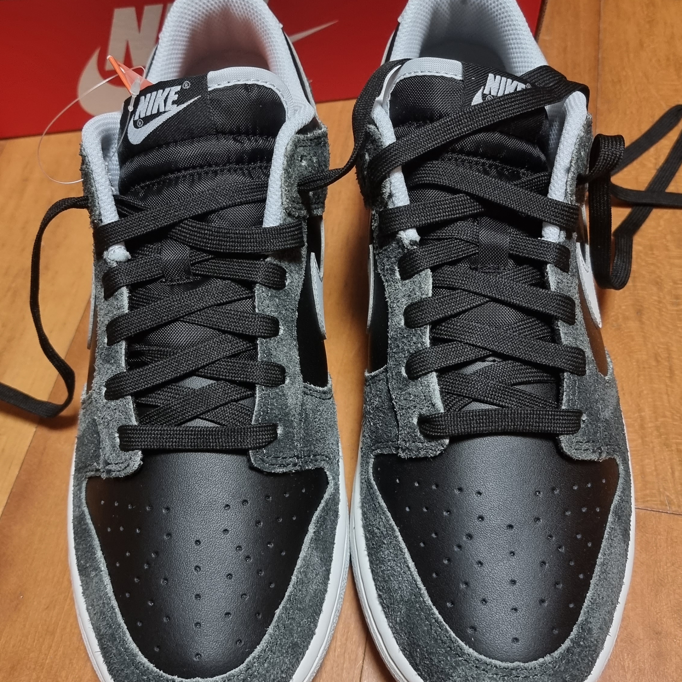 Nike Dunk Low Retro PRM Zebra 착용 스타일 - 3