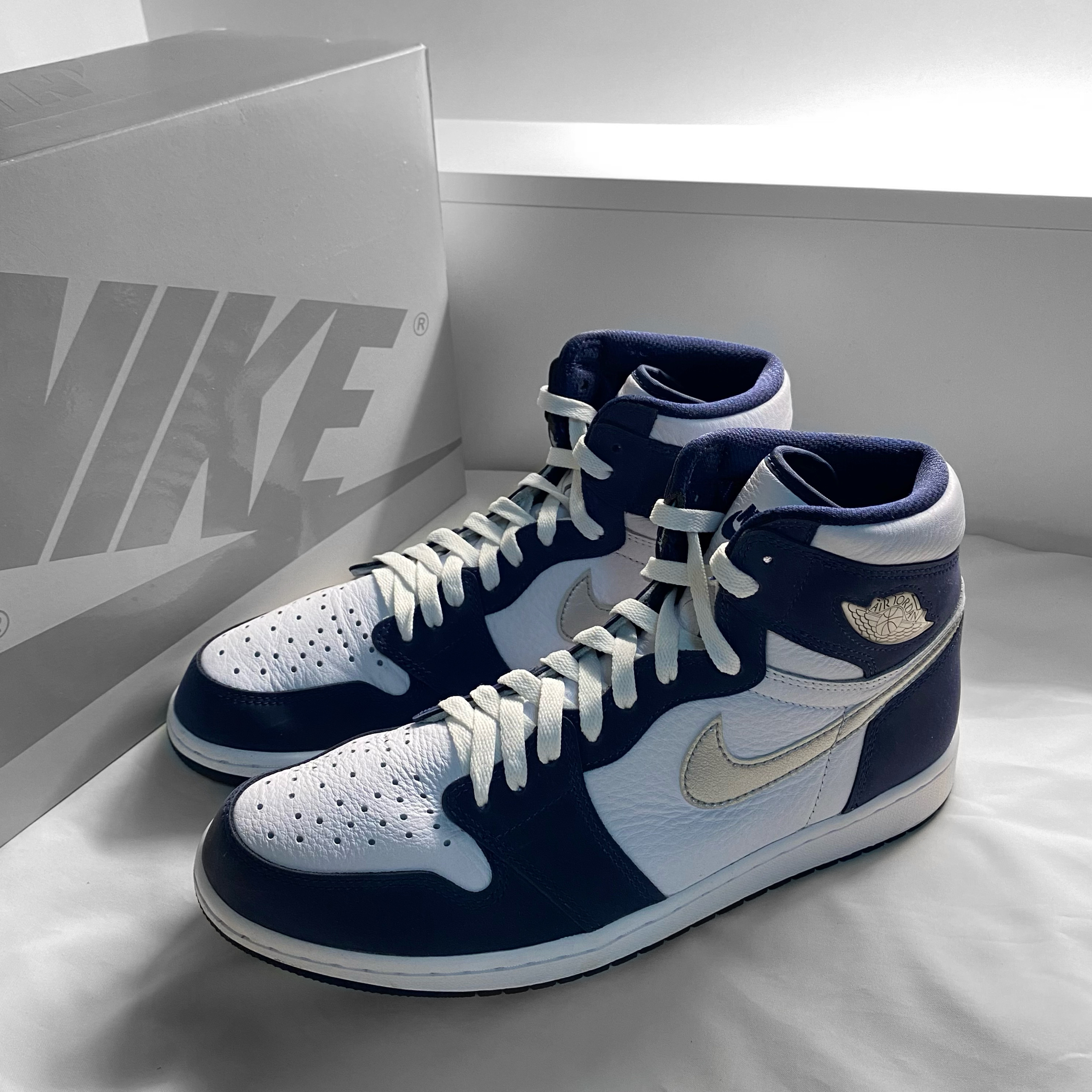 Jordan 1 Retro High OG CO.JP Midnight Navy 착용 스타일 - 1