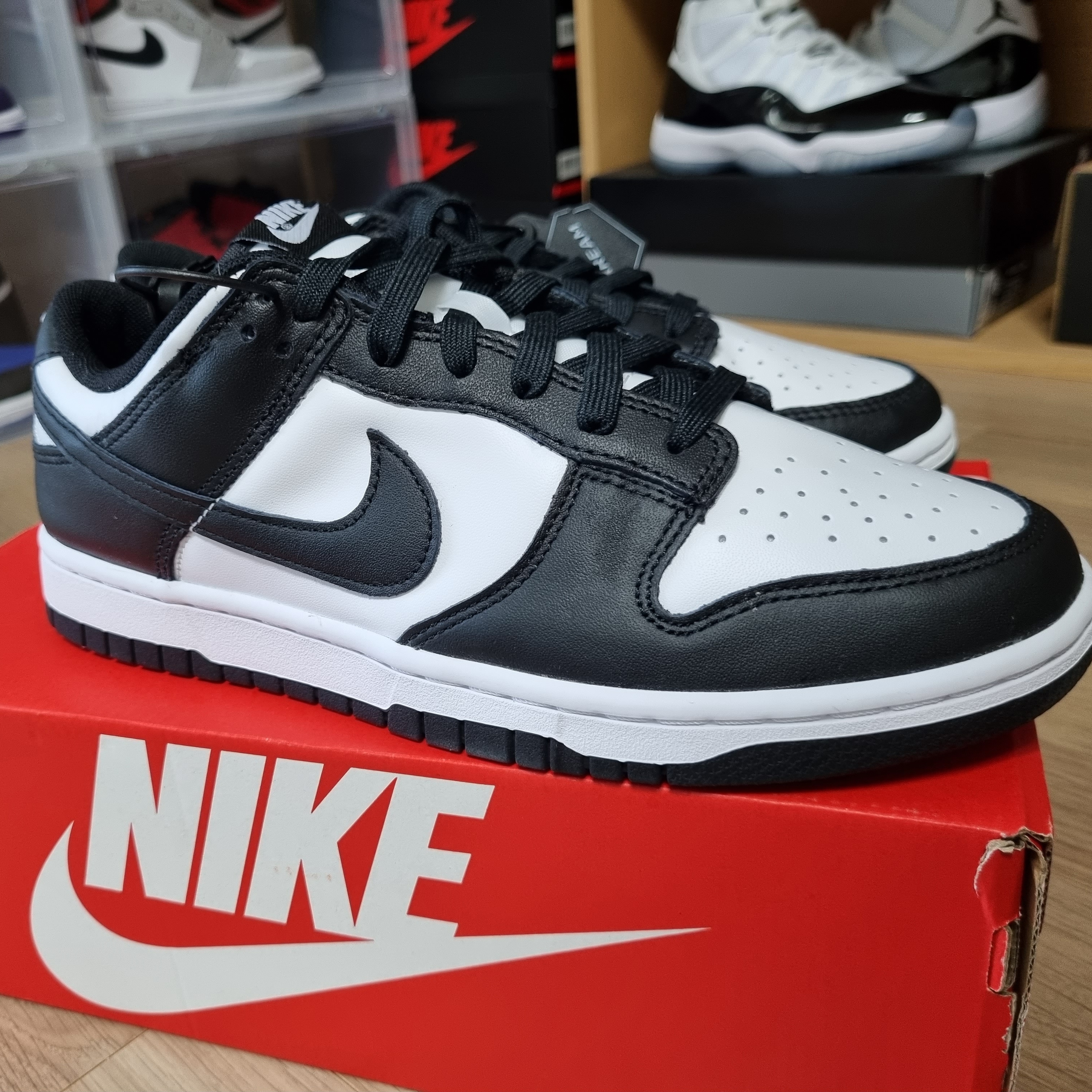 Nike Dunk Low Retro Black 착용 스타일