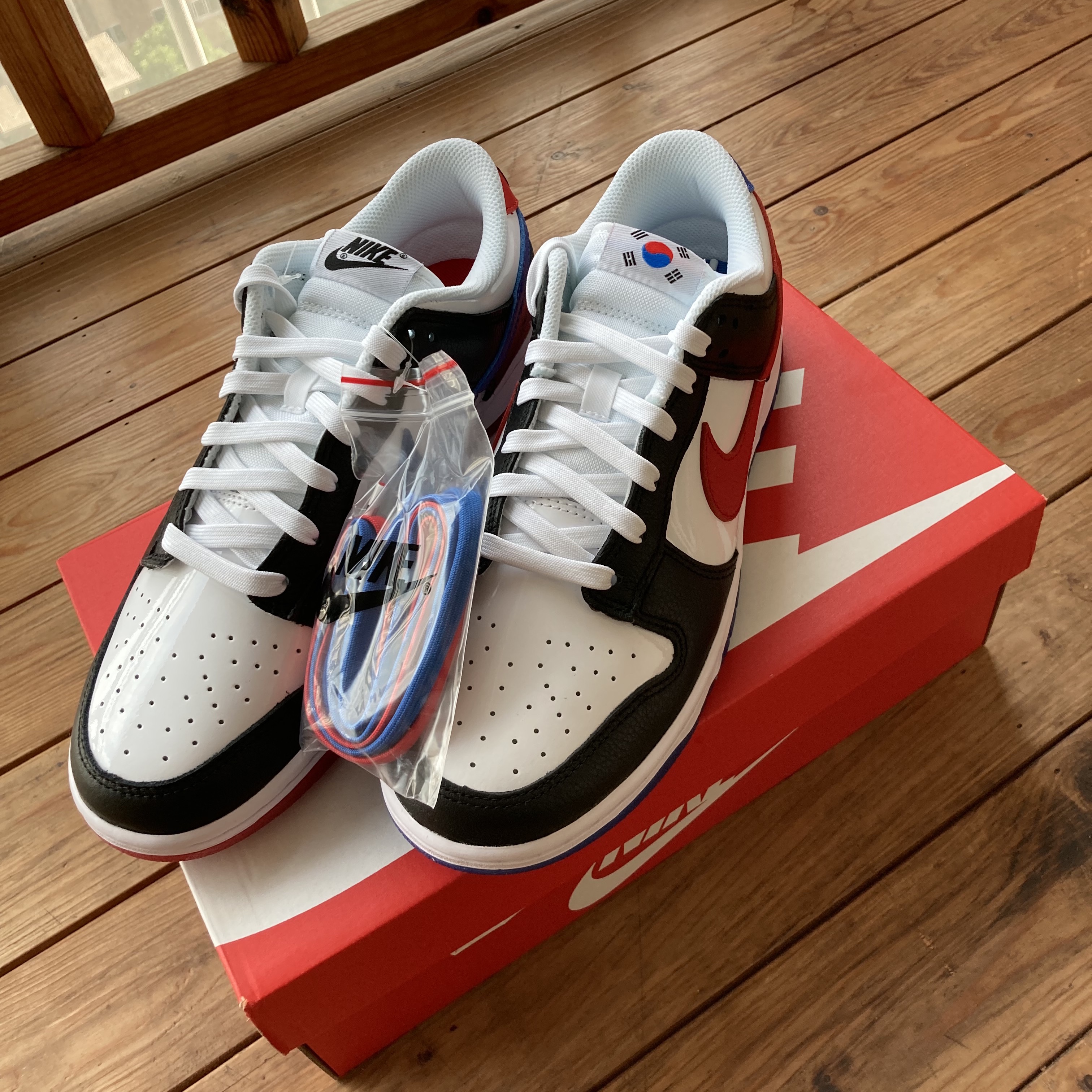 Nike Dunk Low SE Seoul 착용 스타일