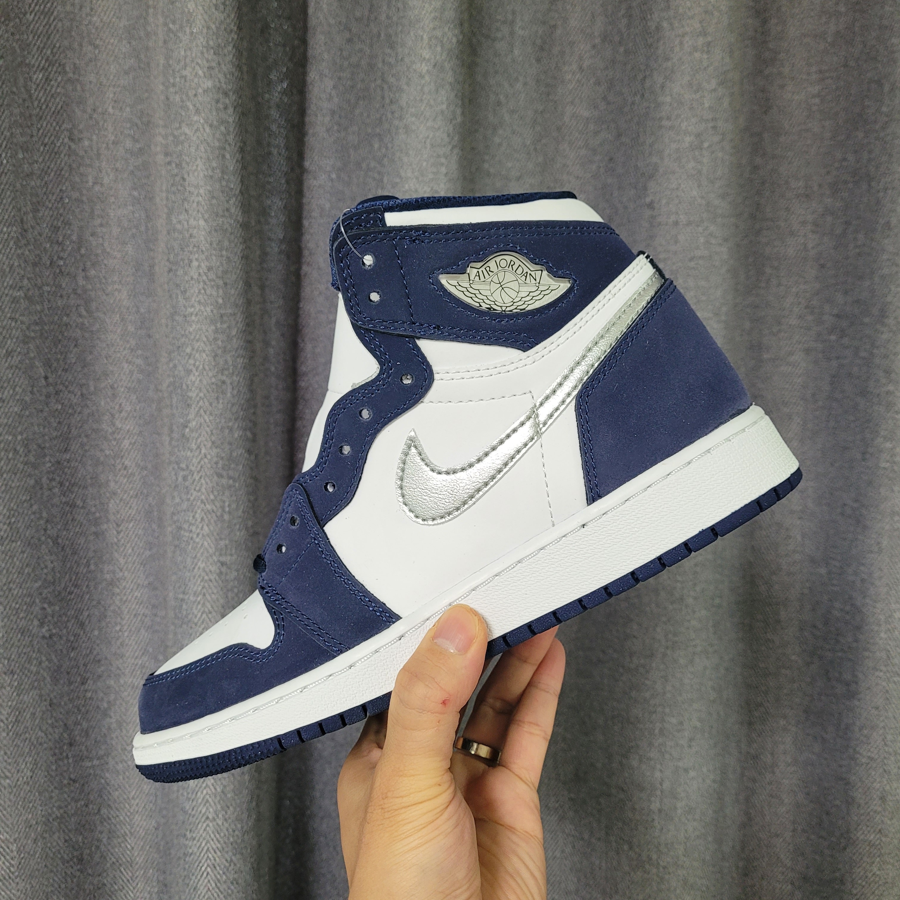 (GS) Jordan 1 Retro High OG CO.JP Midnight Navy 착용 스타일 - 1