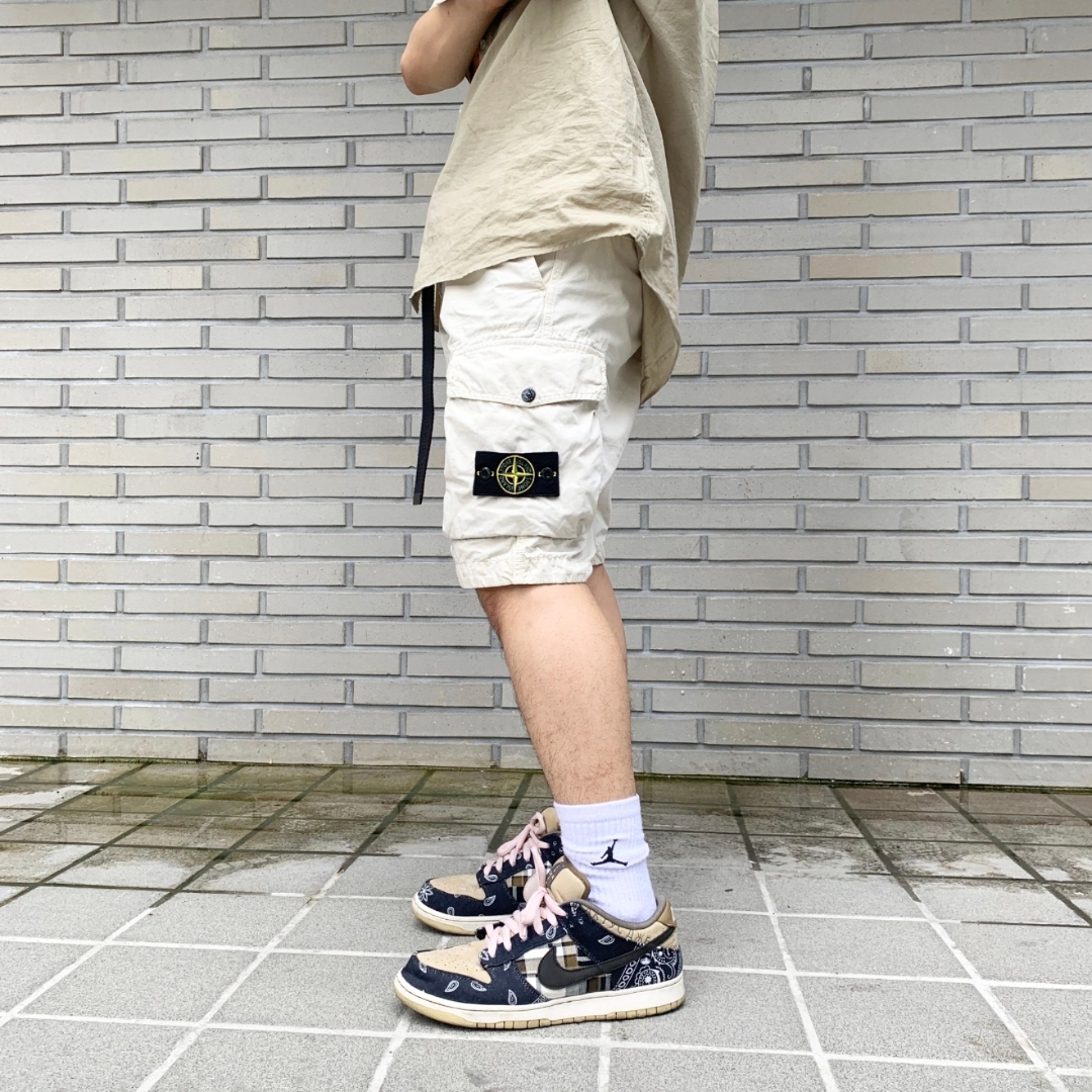 Nike x Travis Scott SB Dunk Low 착용 스타일
