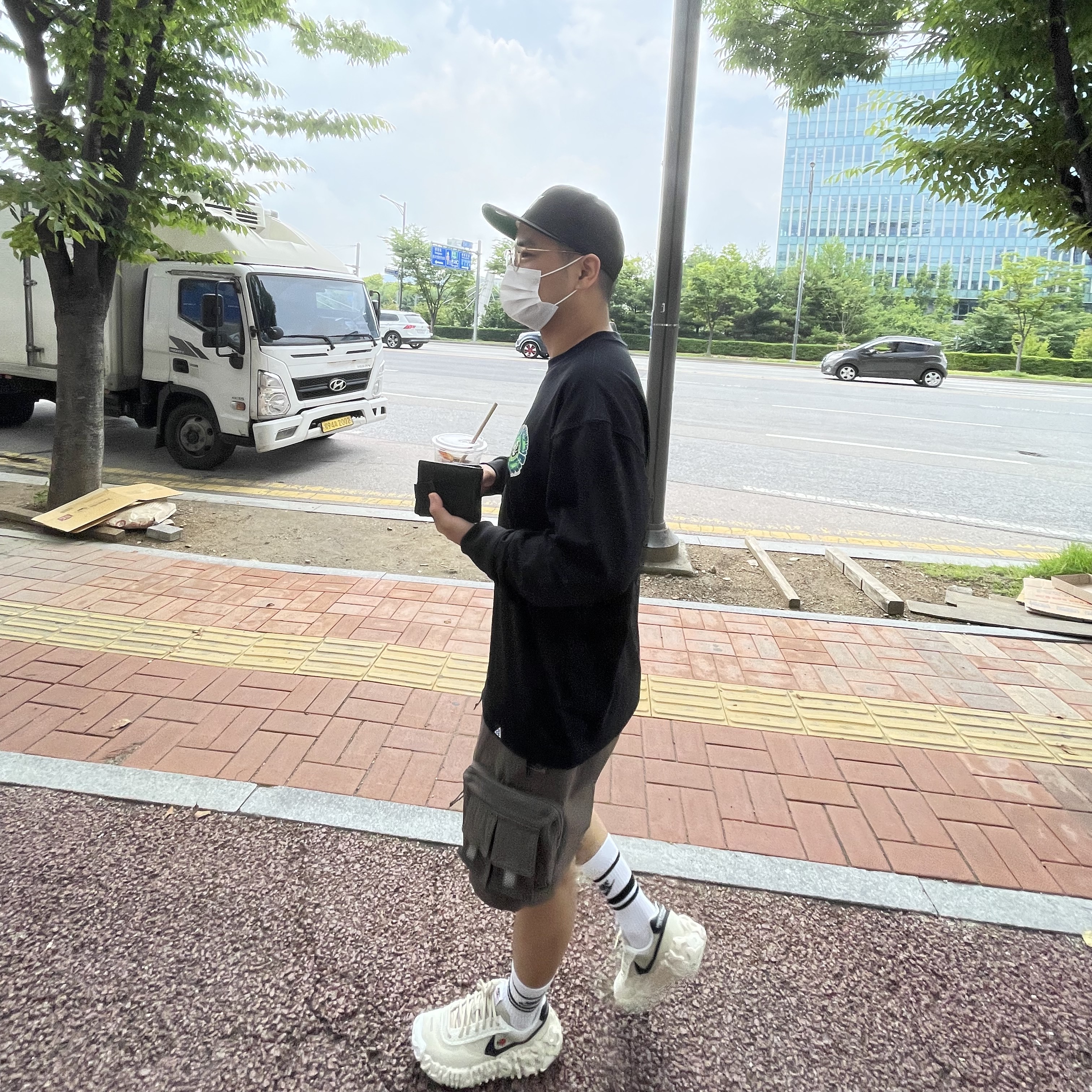 Nike x Undercover Overbreak SP Overcast, Nike ACG Cargo Shorts Ironstone - Asia 착용 스타일 - 2