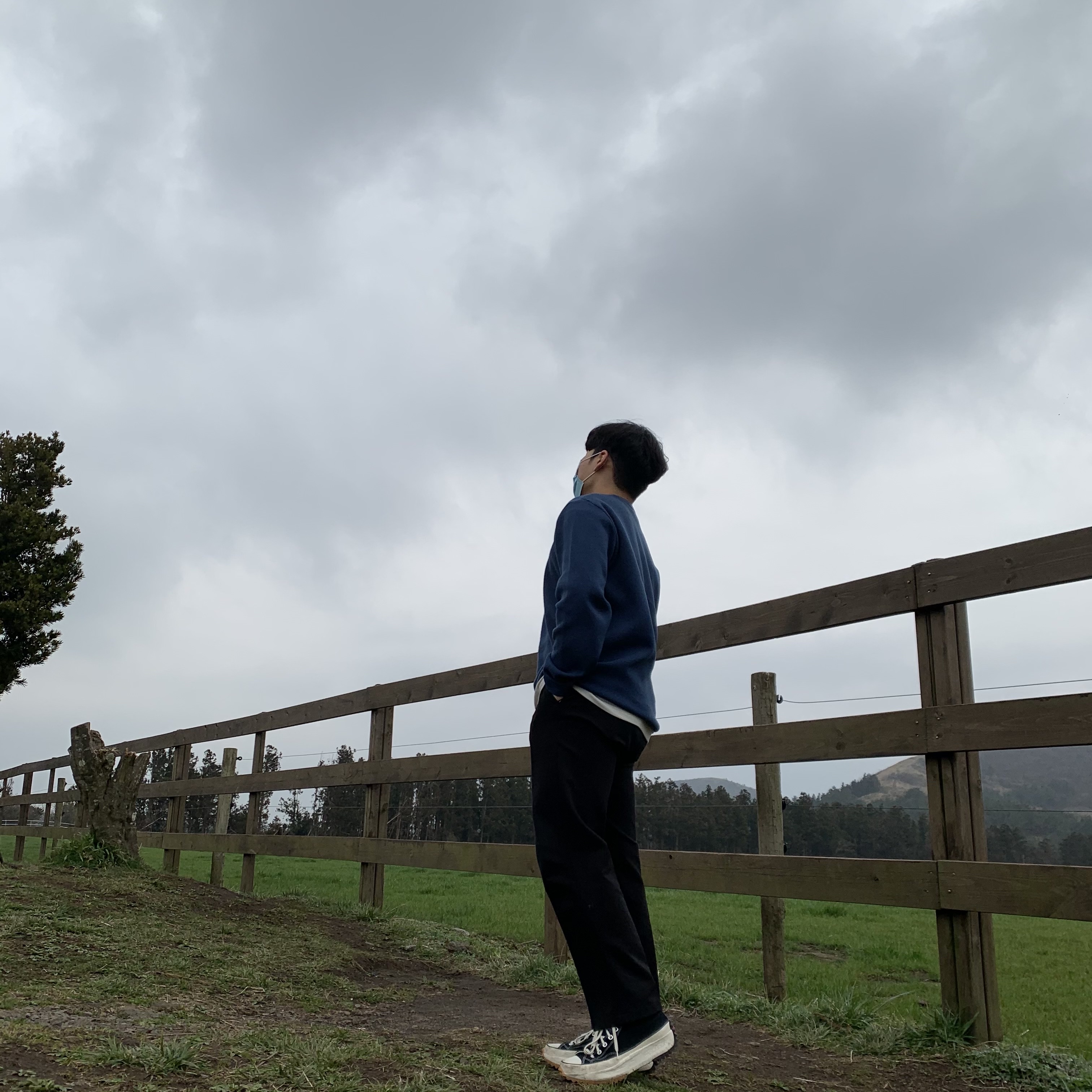 Converse x JW Anderson Run Star Hike Hi Black 착용 스타일