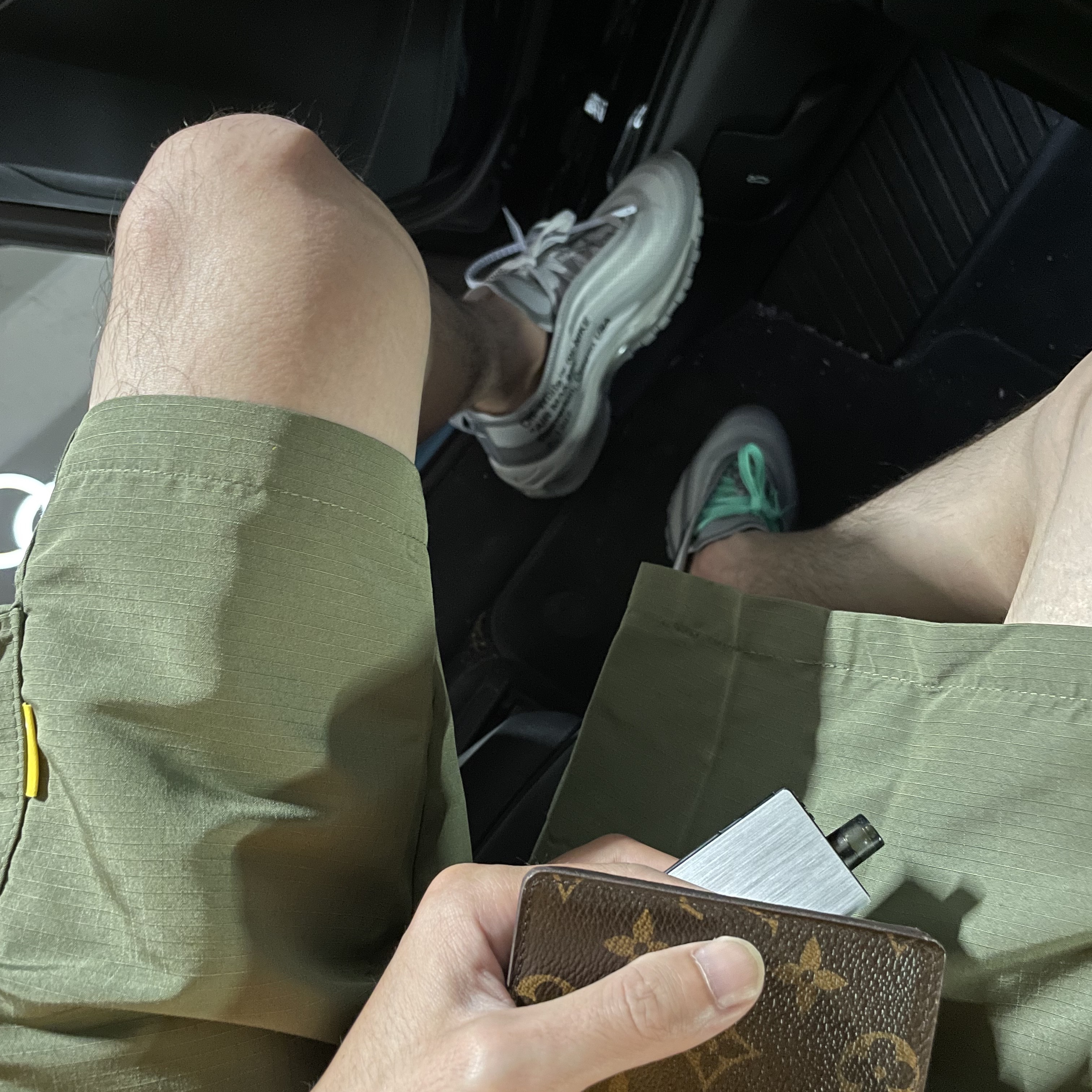 Nike x Off-White Air Max 97 Menta 착용 스타일