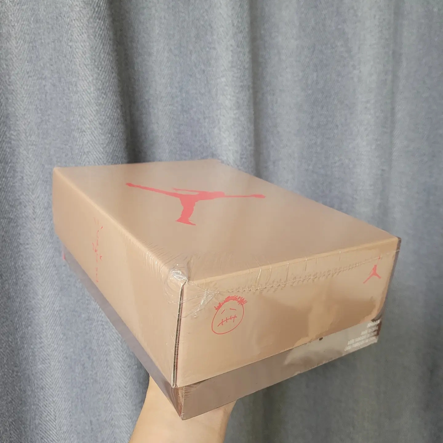 (TD) Jordan 6 x Travis Scott Retro SP British Khaki 착용 스타일 - 5