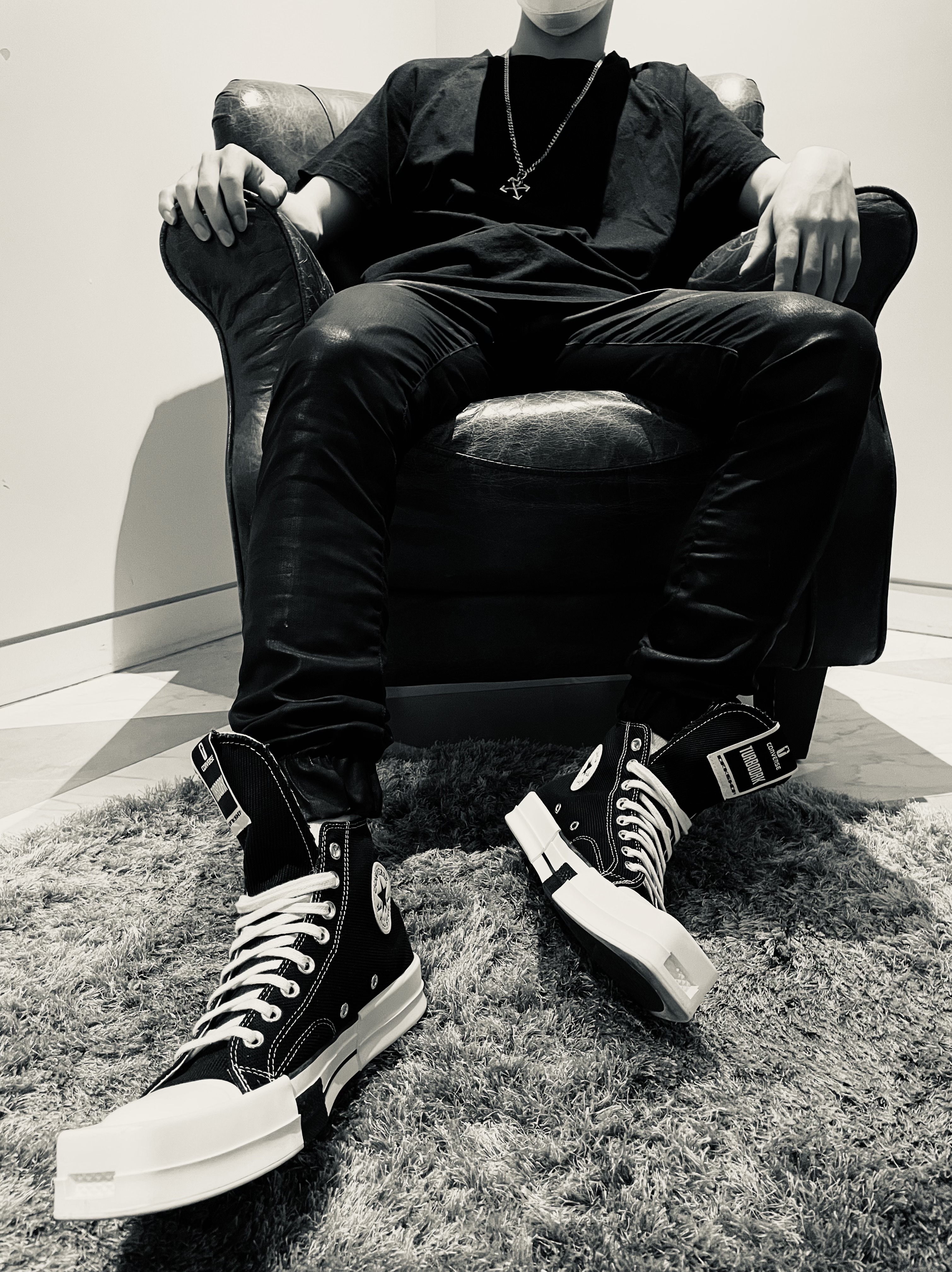 Converse x Drkshdw Turbodrk Chuck 70 Hi Black 착용 스타일 - 1