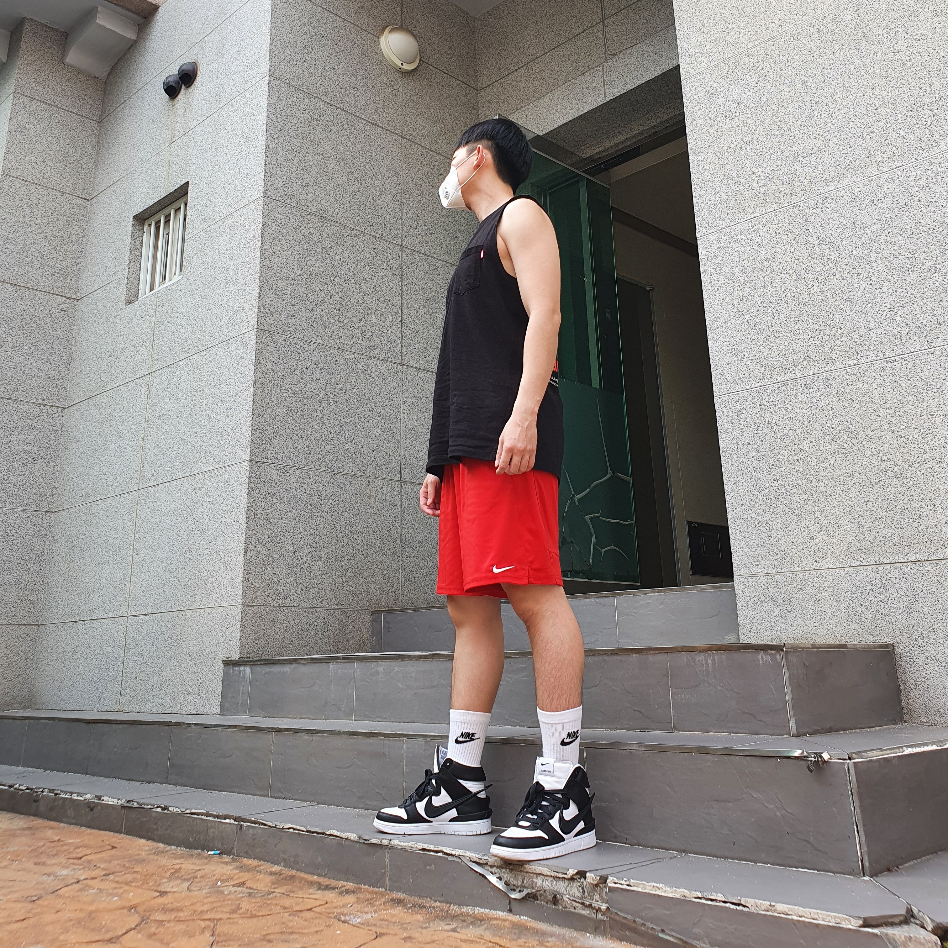 Nike x Ambush Dunk High Black 착용 스타일 - 1