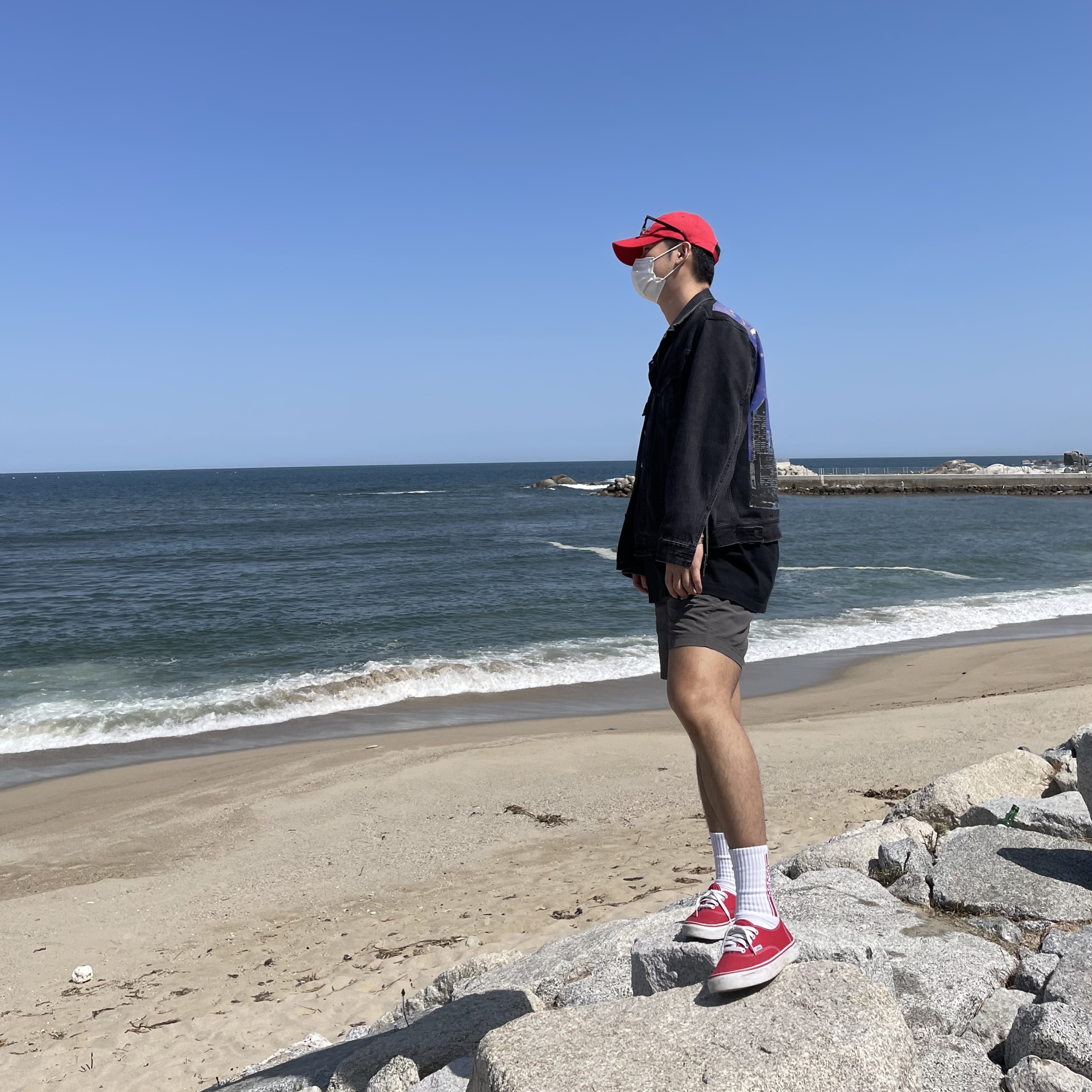Supreme New York Painted Trucker Jacket Black - 19SS, Supreme Swimmers T-Shirt Black - 18SS 착용 스타일 - 4