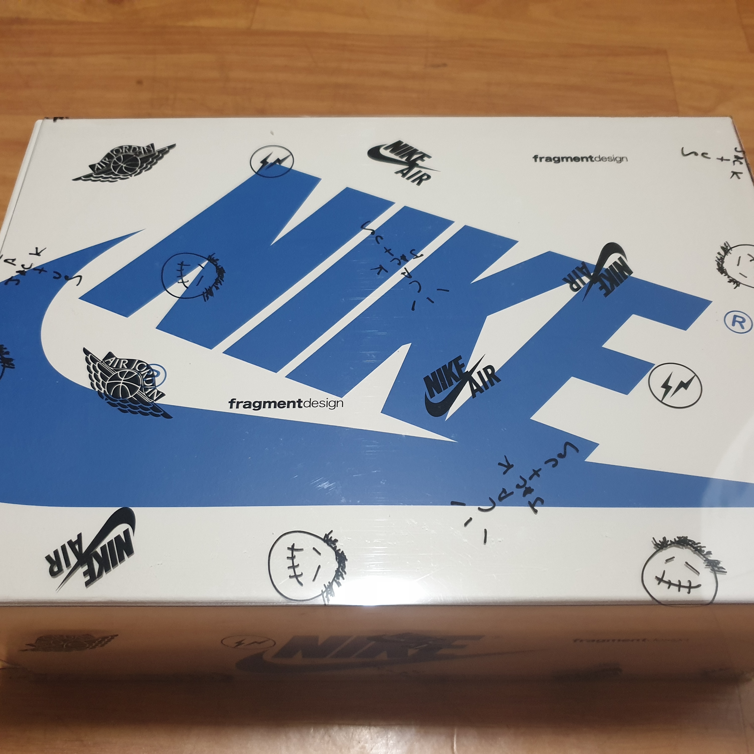 Jordan 1 x Travis Scott x Fragment Retro Low OG SP Military Blue 착용 스타일 - 2